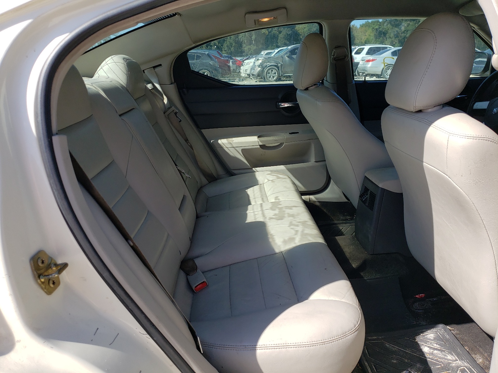 Photo 6 from auction – 2006 DODGE CHARGER SE with VIN 2B3KA43G46H160653