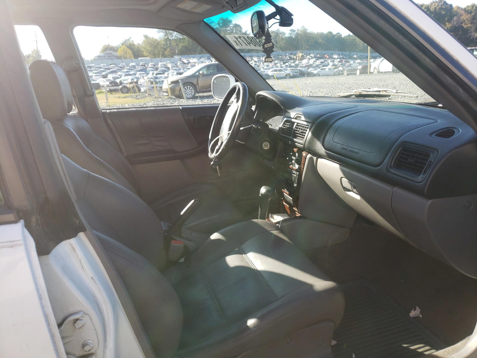 Photo 5 from auction – 2002 SUBARU FORESTER with VIN JF1SF65682H716565