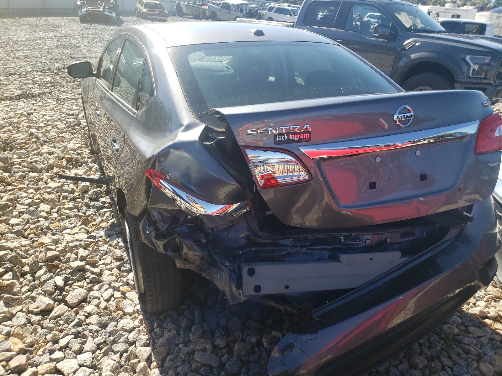 Photo 3 from auction – 2019 NISSAN SENTRA with VIN 3N1AB7APXKY396873