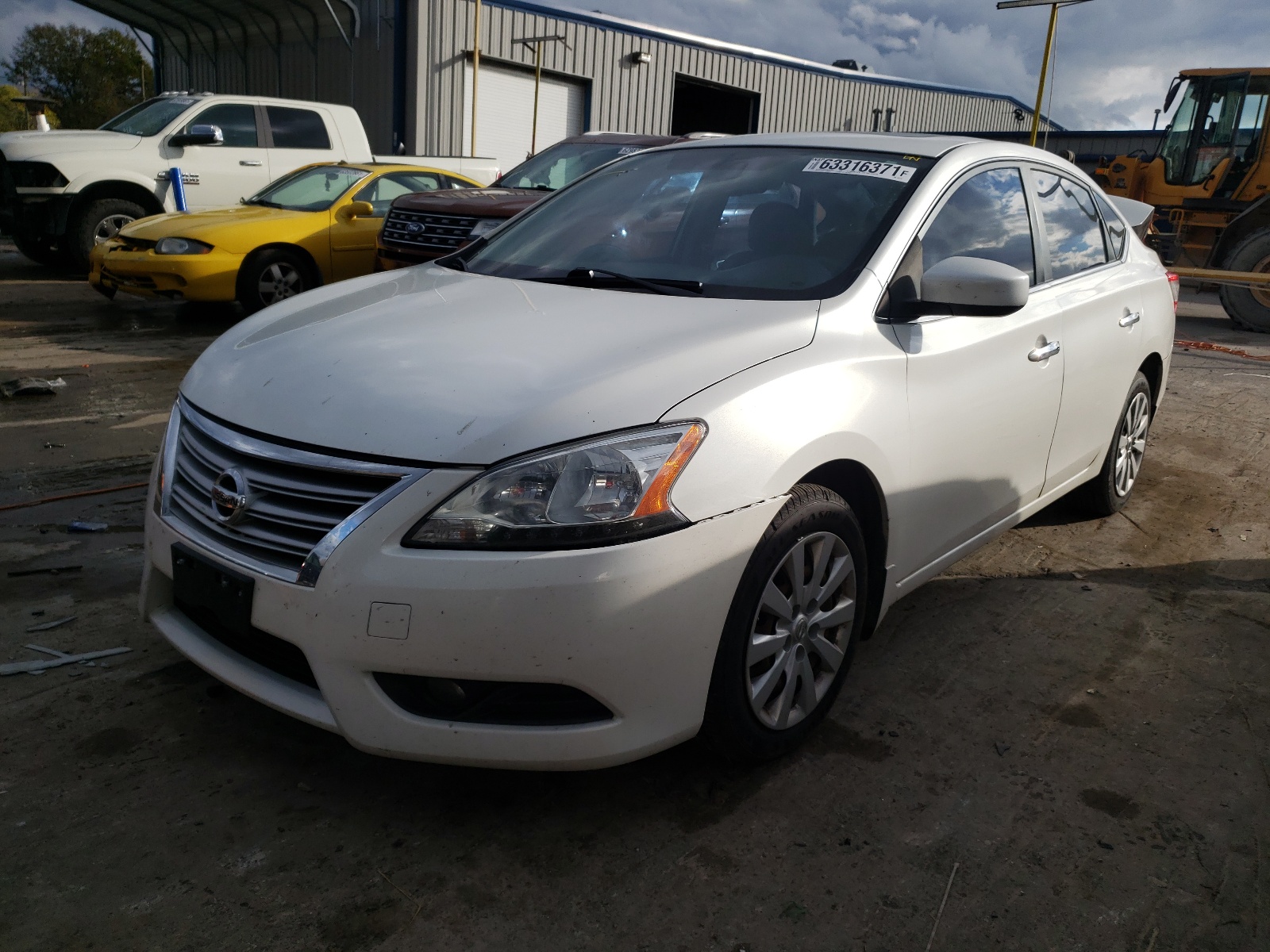 Photo 2 from auction – 2013 NISSAN SENTRA S with VIN 3N1AB7AP0DL665172
