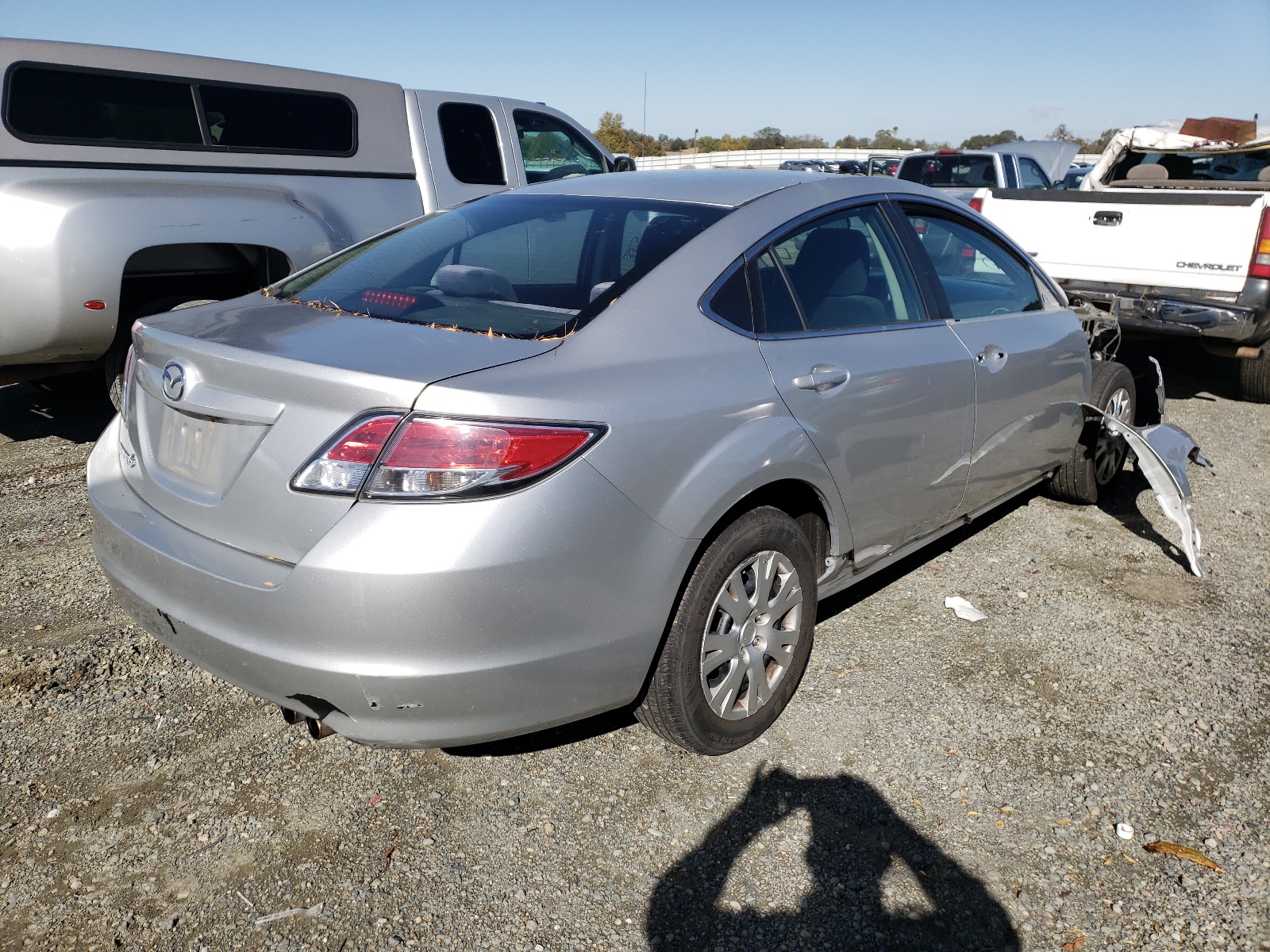 Photo 4 from auction – 2010 MAZDA 6 I with VIN 1YVHZ8BH3A5M27651