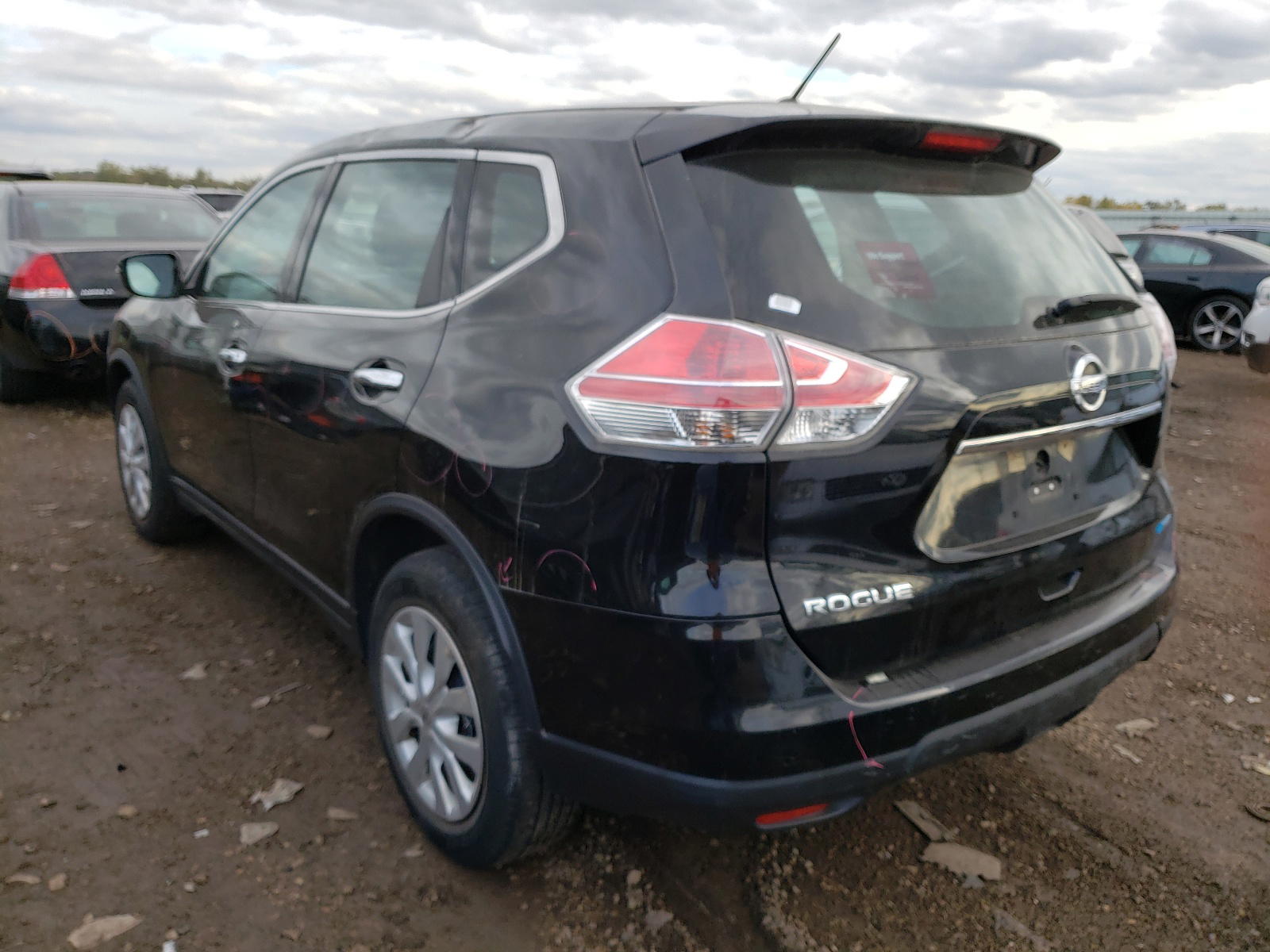 Photo 3 from auction – 2014 NISSAN ROGUE S with VIN 5N1AT2MT3EC817587