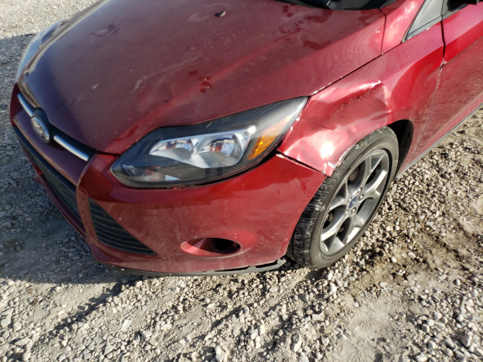 Photo 9 from auction – 2014 FORD FOCUS SE with VIN 1FADP3F27EL176577
