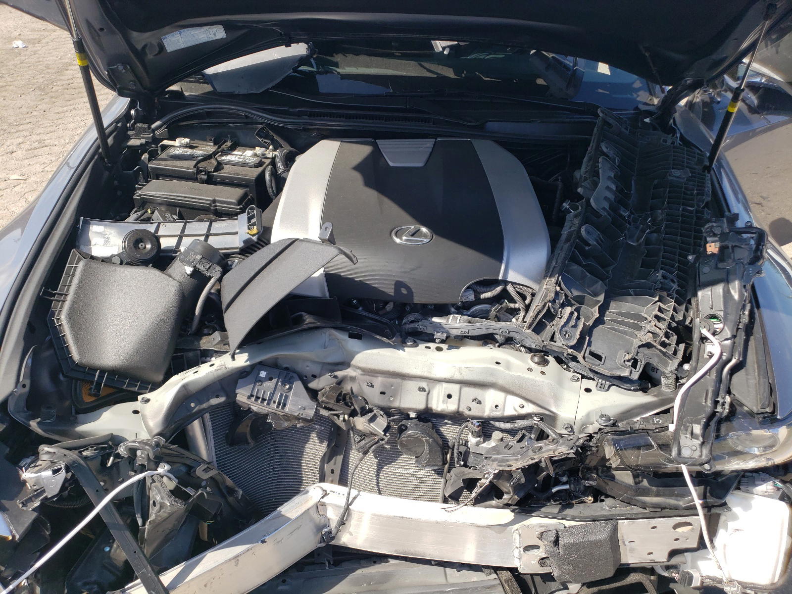 Photo 7 from auction – 2018 LEXUS IS 350 with VIN JTHBZ1D23J5033772