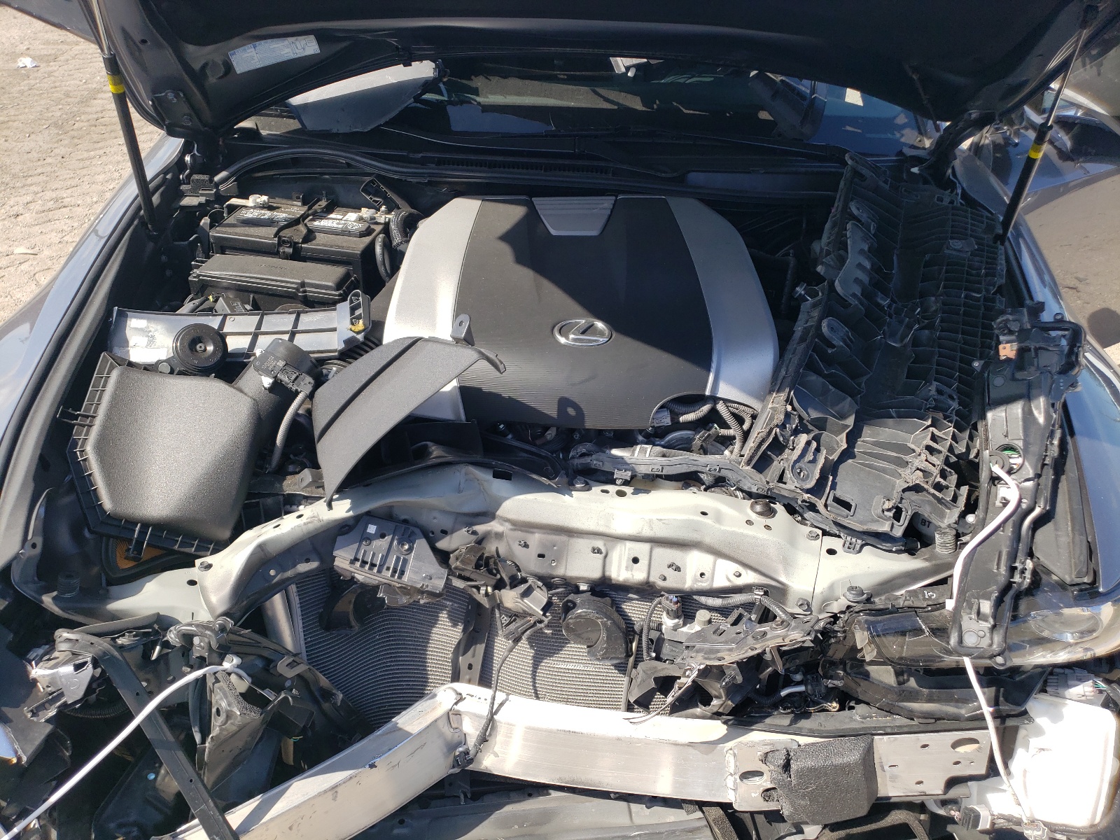 Фото 7 с аукциона – 2018 LEXUS IS 350 с VIN JTHBZ1D23J5033772