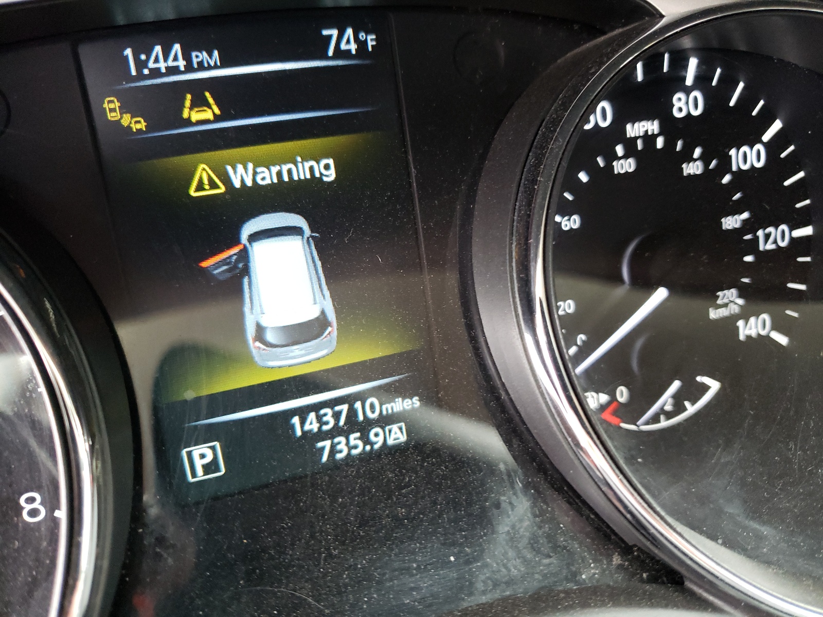 Photo 8 from auction – 2015 NISSAN ROGUE S with VIN 5N1AT2MKXFC764749