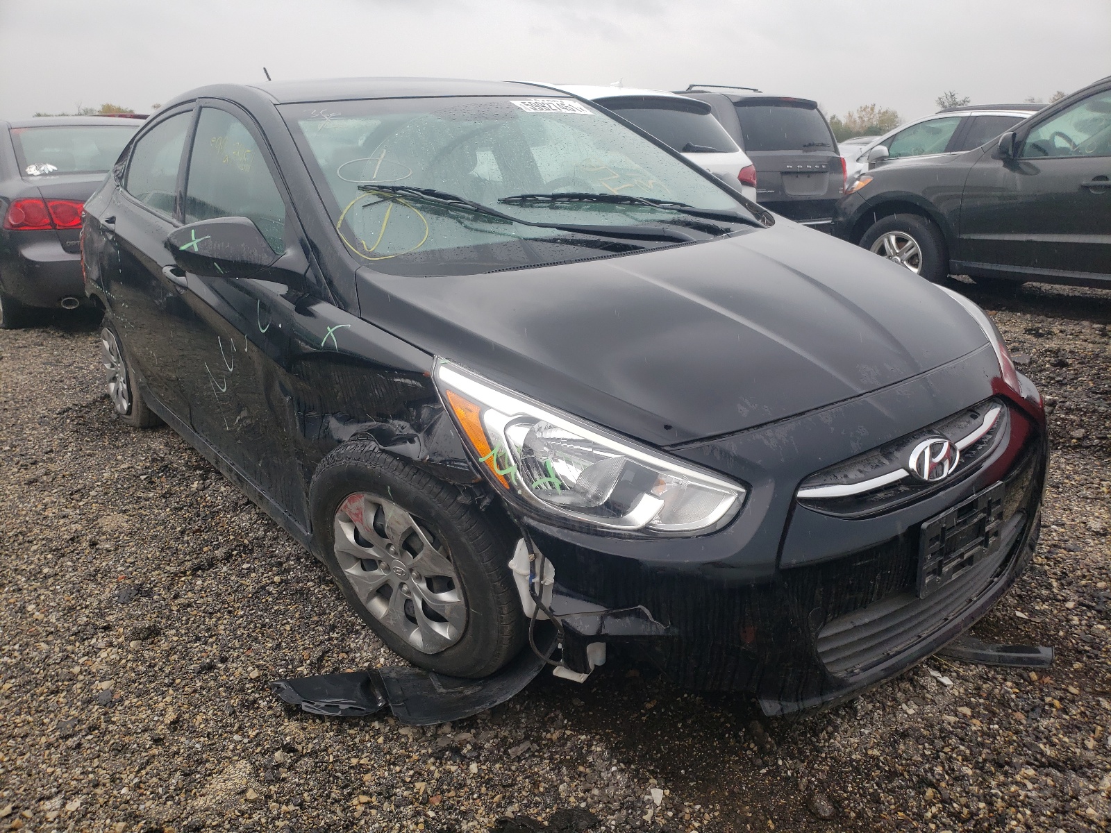 HYUNDAI ACCENT SE 2017 with VIN KMHCT4AE9HU330810 - Photo from auction