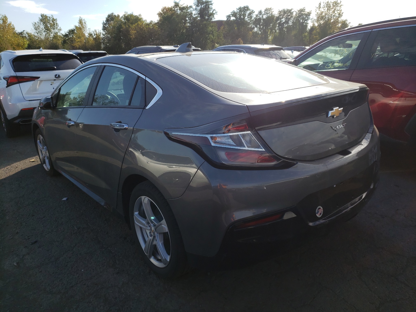 Photo 3 from auction – 2017 CHEVROLET VOLT LT with VIN 1G1RC6S5XHU140953