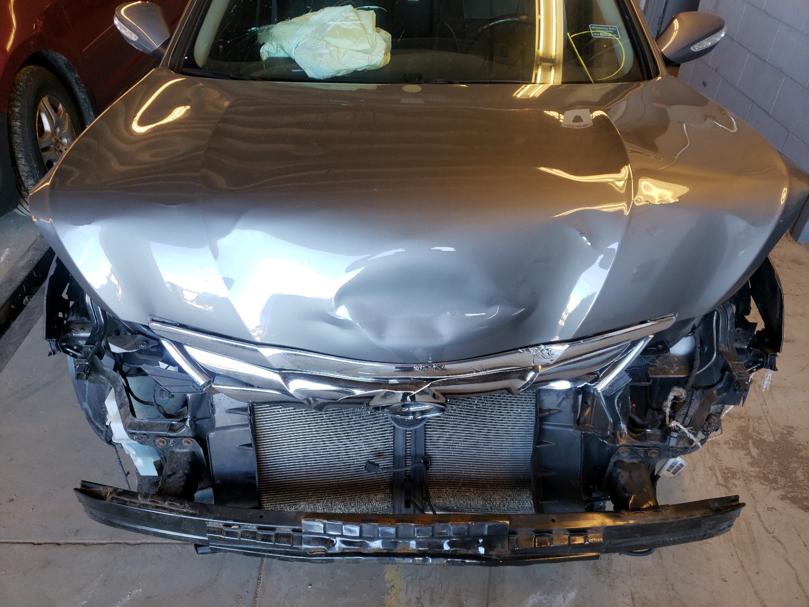 Photo 7 from auction – 2011 HYUNDAI SONATA SE with VIN 5NPEC4AC1BH129061