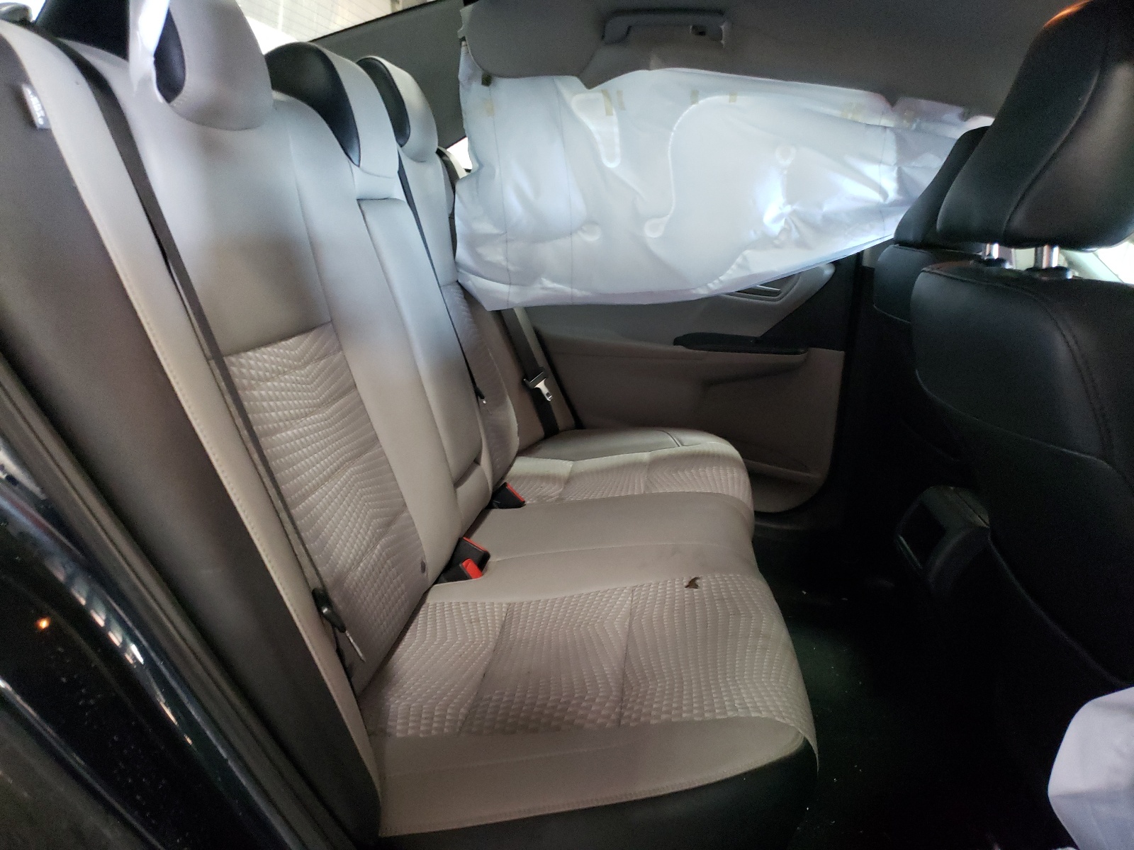 Photo 6 from auction – 2015 TOYOTA CAMRY LE with VIN 4T1BF1FK4FU483981