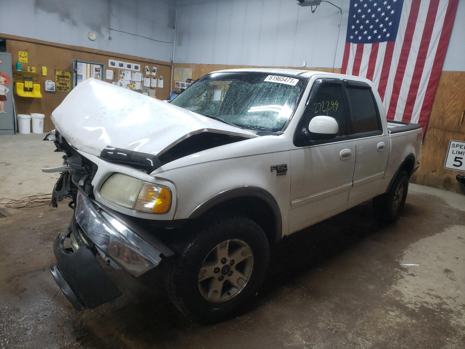 Photo 2 from auction – 2002 FORD F150 SUPER with VIN 1FTRW08LX2KD05985