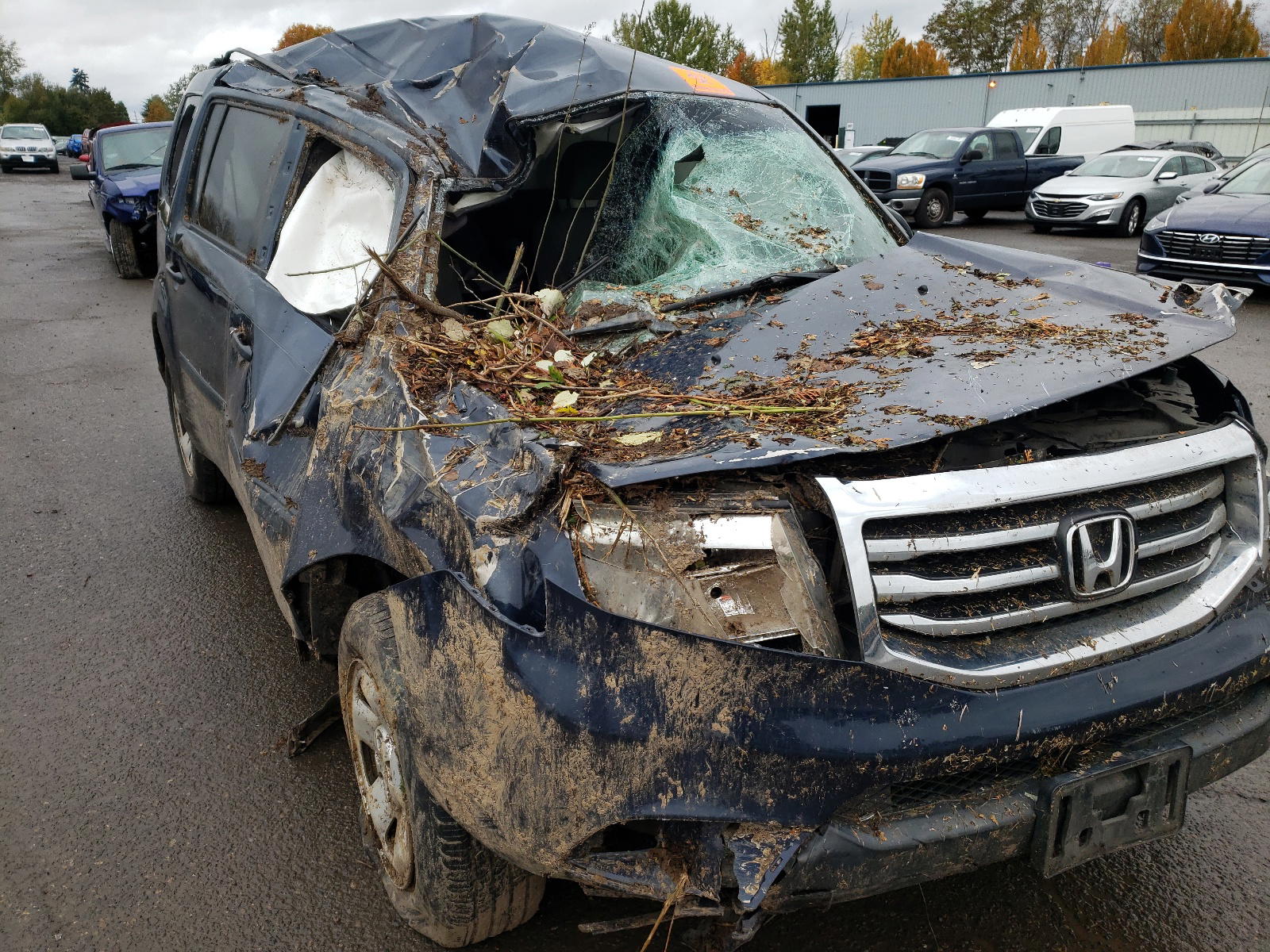 Photo 9 from auction – 2012 HONDA PILOT LX with VIN 5FNYF3H25CB013079