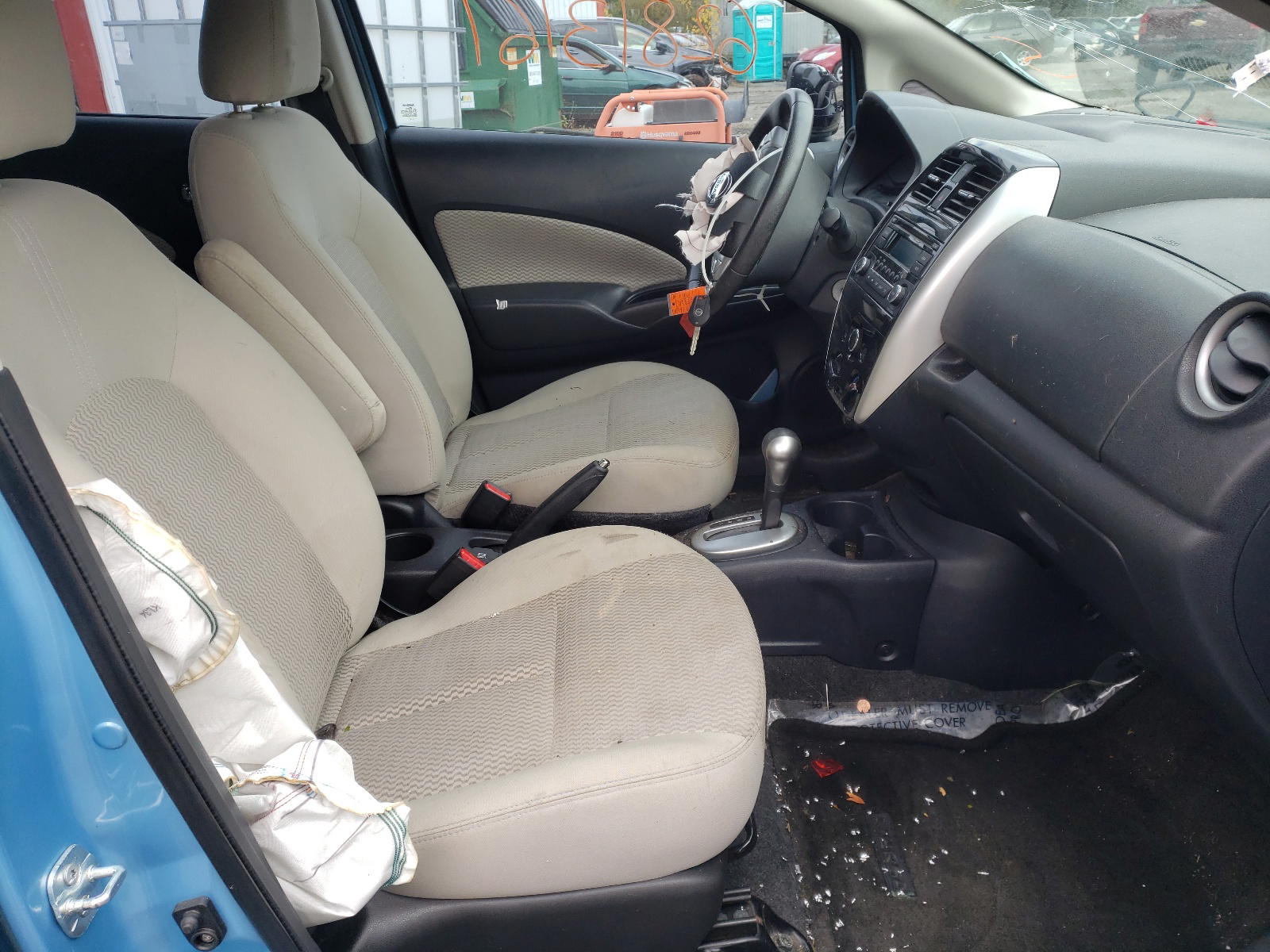 Photo 5 from auction – 2015 NISSAN VERSA NOTE with VIN 3N1CE2CP4FL352936