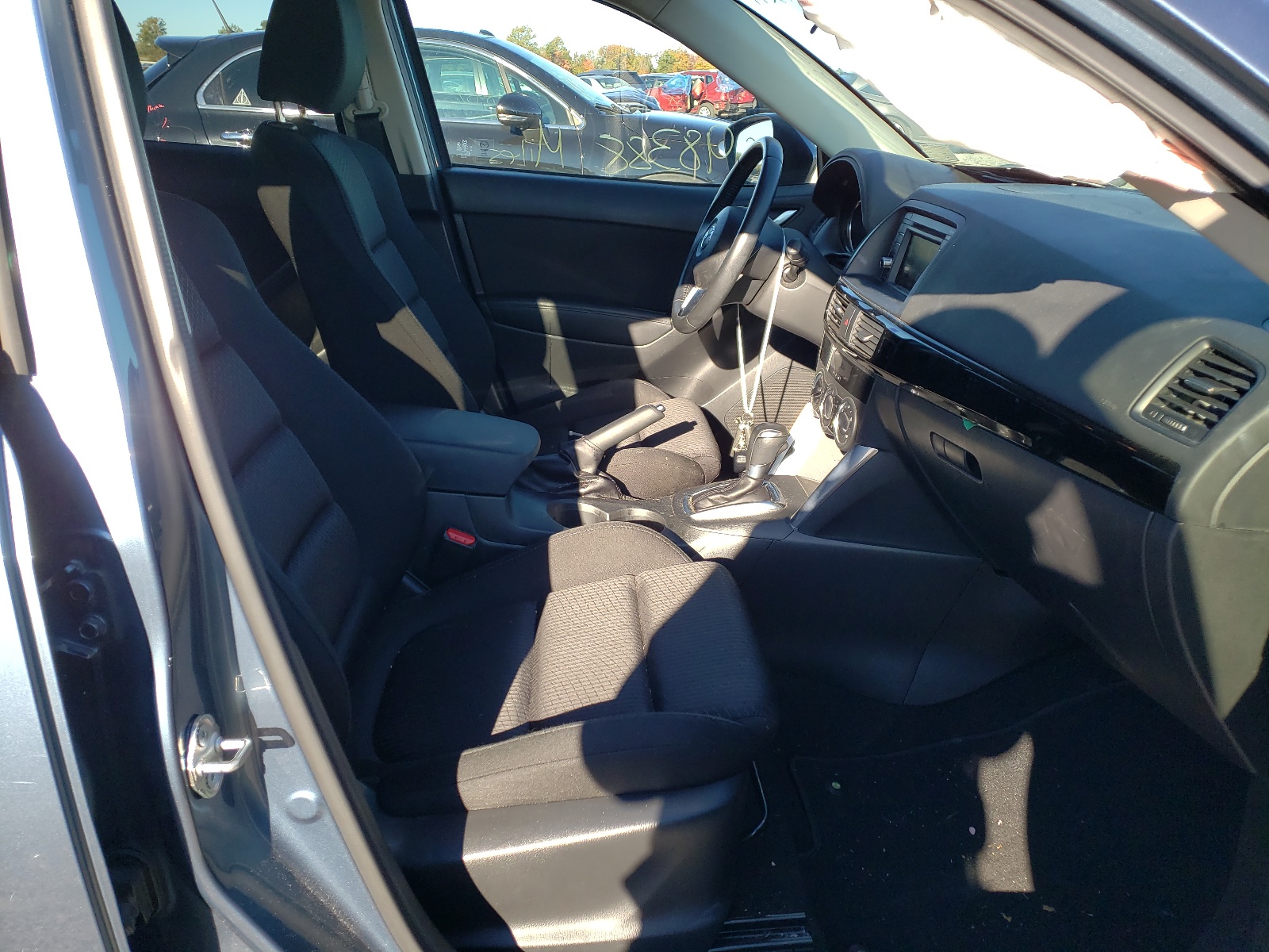 Photo 5 from auction – 2014 MAZDA CX-5 TOURI with VIN JM3KE4CY8E0416444