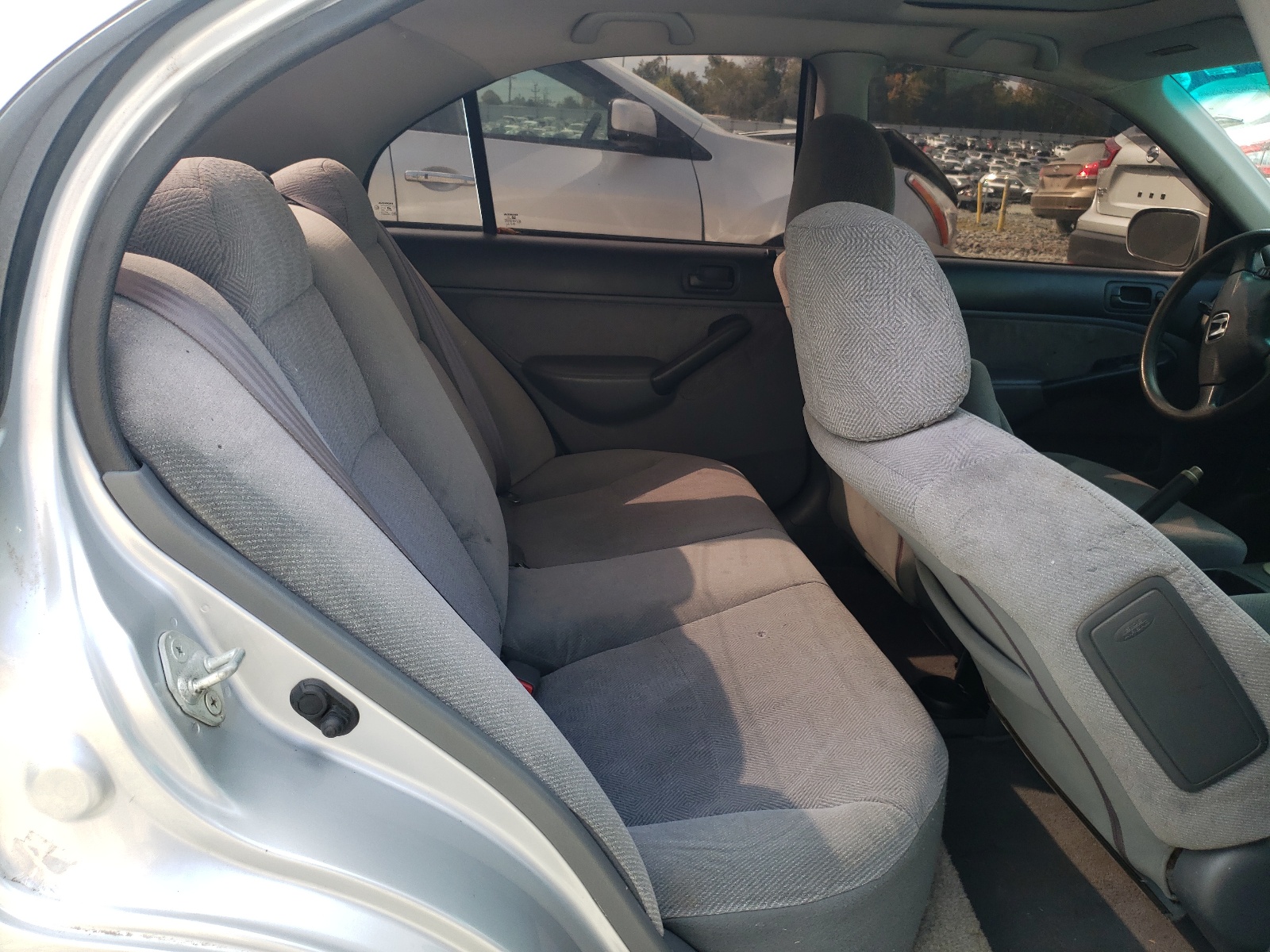 Photo 6 from auction – 2001 HONDA CIVIC EX with VIN 1HGES26791L010219