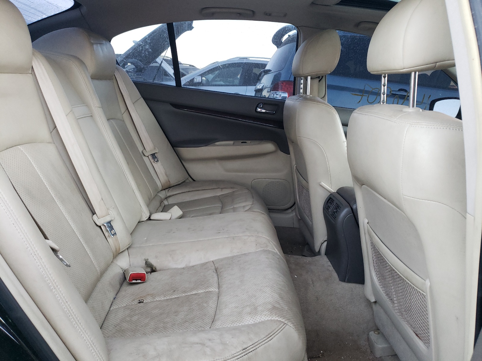 Photo 6 from auction – 2011 INFINITI G37 with VIN JN1CV6AR8BM411188