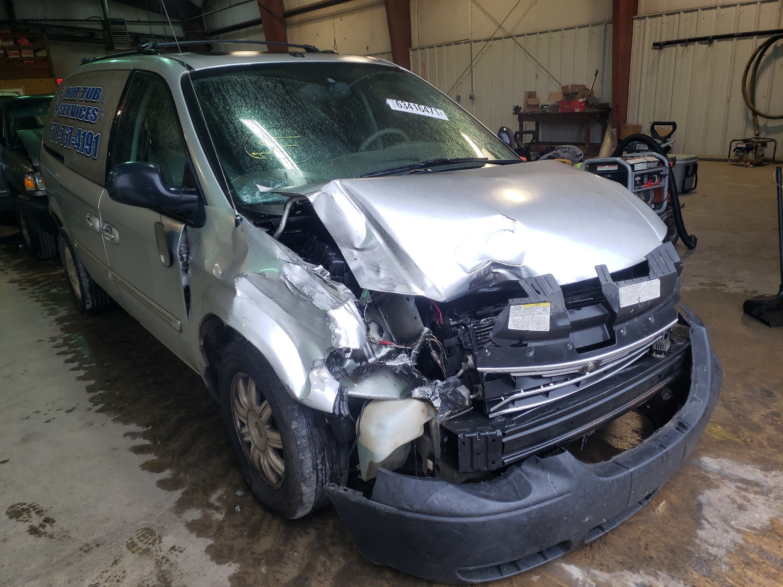 CHRYSLER TOWN & COU 2006 with VIN 2A4GP54L96R702709 - Photo from auction