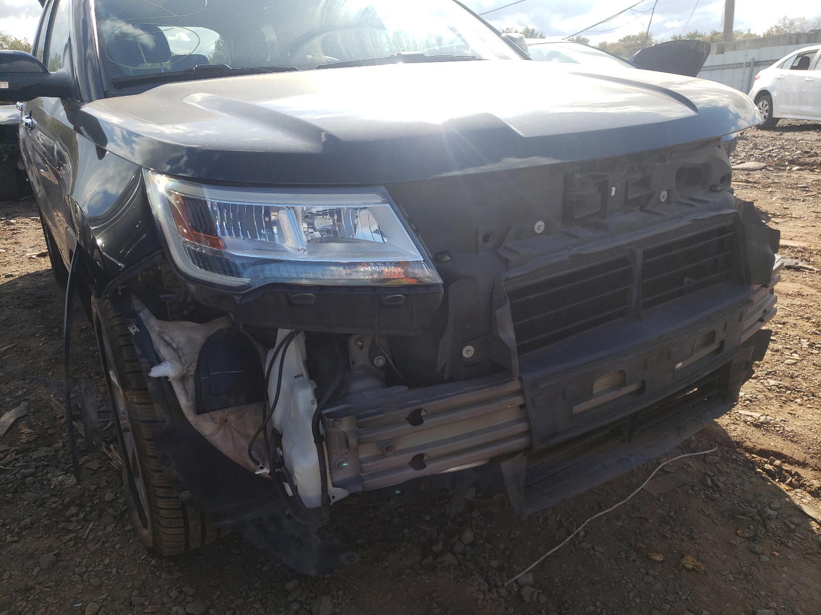 Photo 9 from auction – 2016 FORD EXPLORER L with VIN 1FM5K8F88GGA87963
