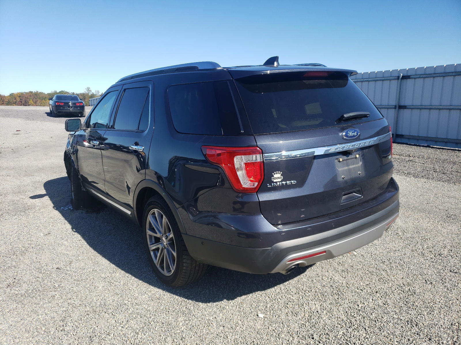 Photo 3 from auction – 2017 FORD EXPLORER L with VIN 1FM5K8FH5HGD96503