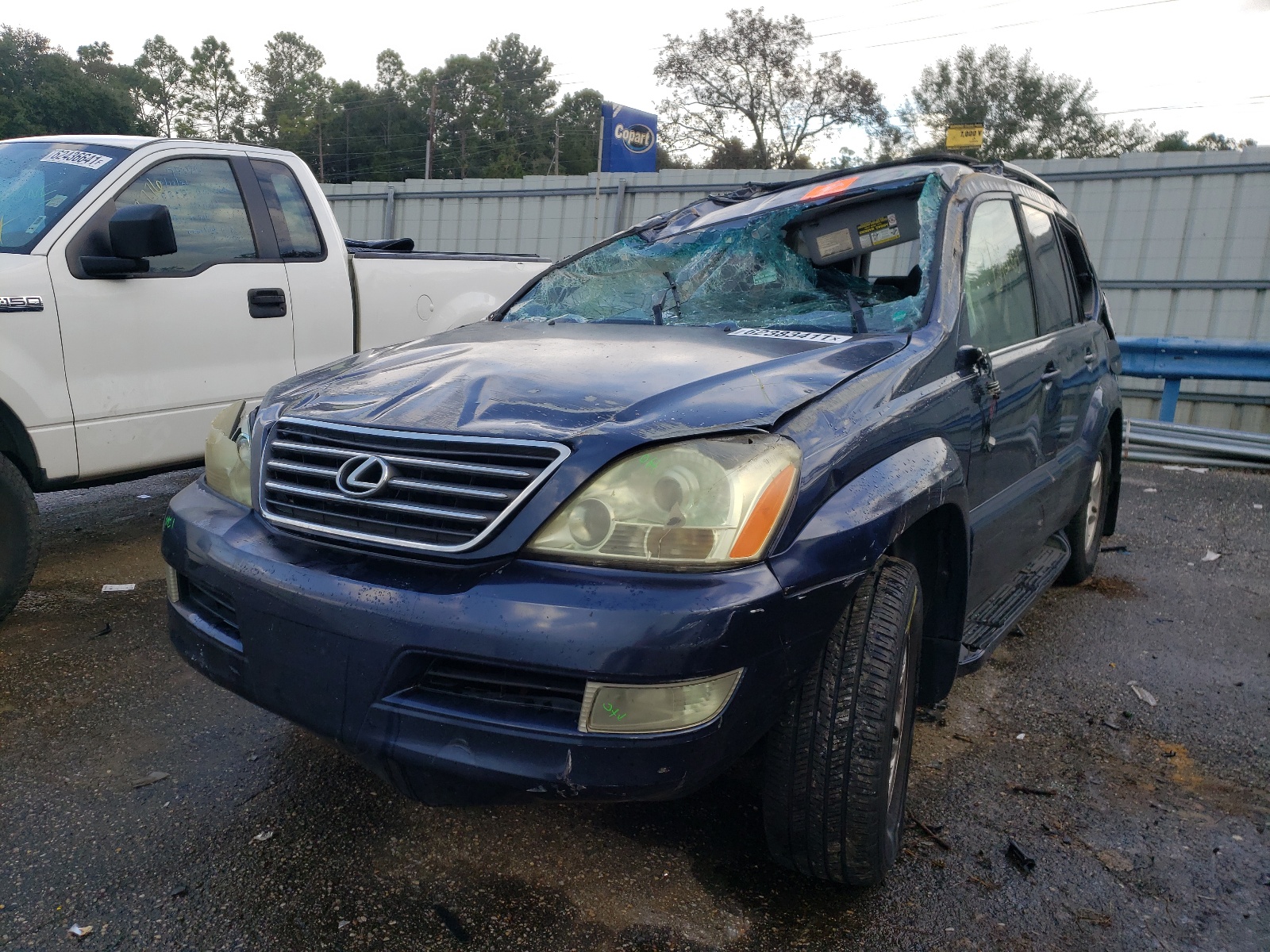 Photo 2 from auction – 2004 LEXUS GX 470 with VIN JTJBT20XX40067121