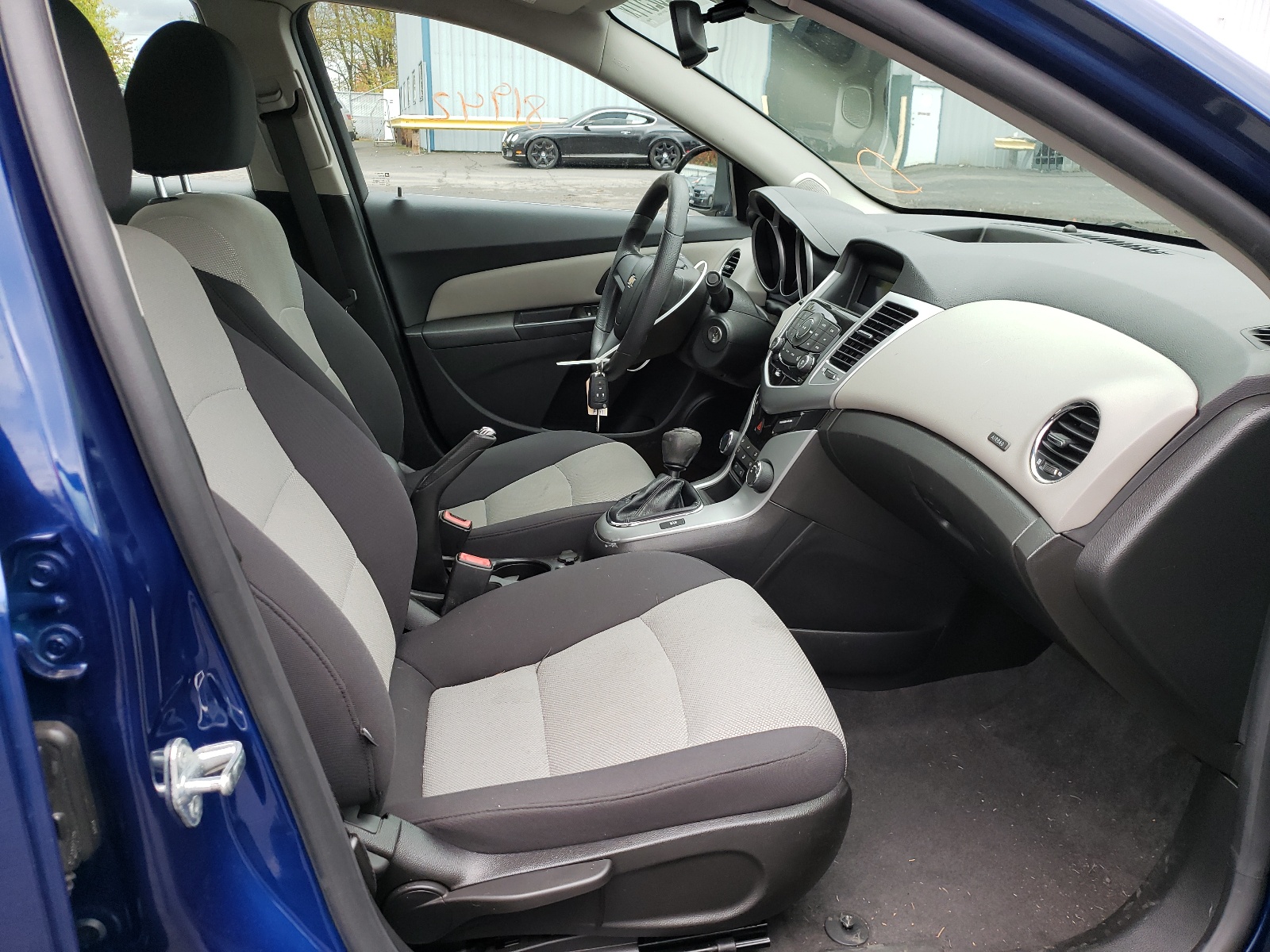 Photo 5 from auction – 2012 CHEVROLET CRUZE LS with VIN 1G1PD5SH6C7406565