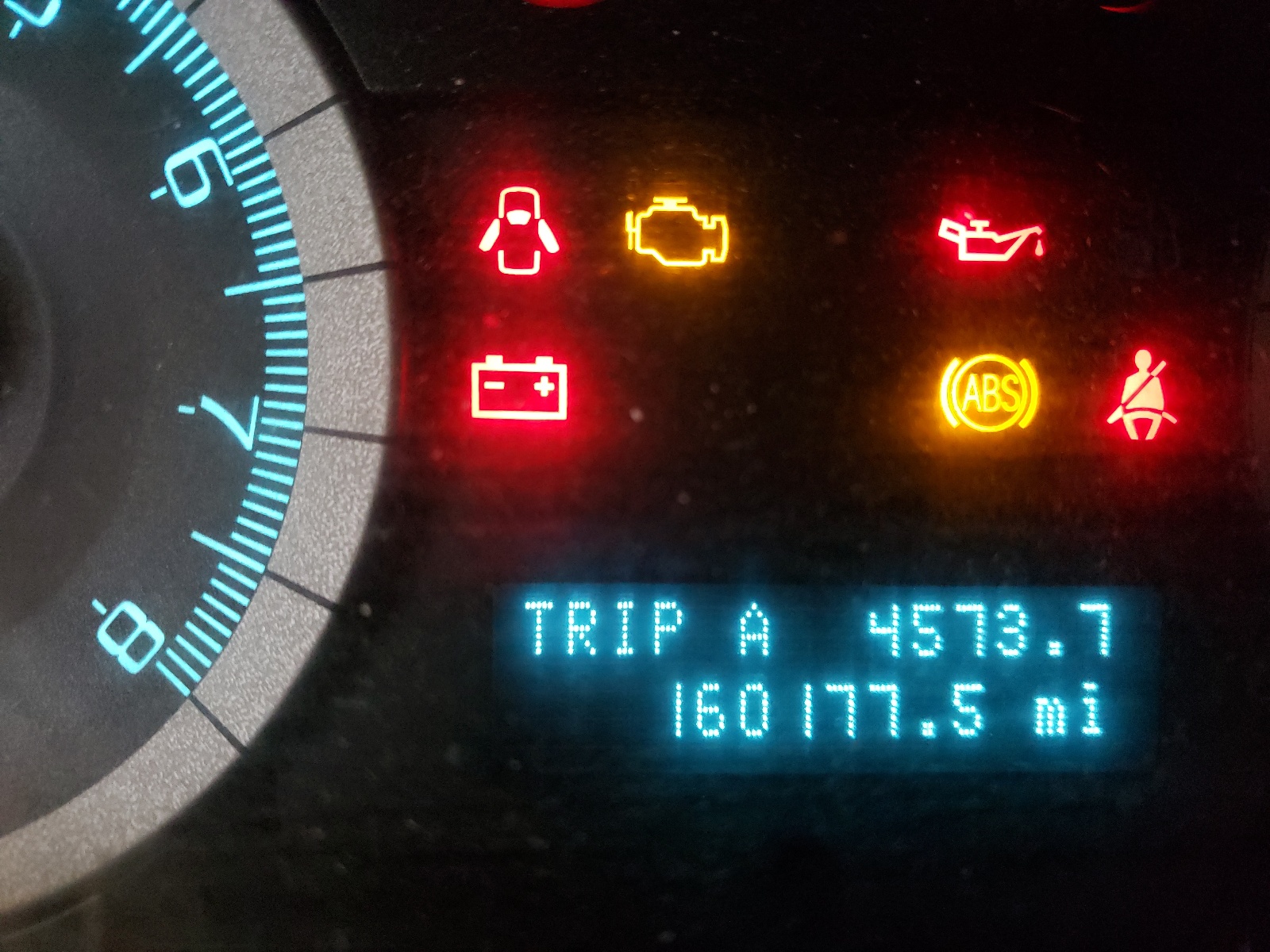 Photo 8 from auction – 2010 FORD ESCAPE XLT with VIN 1FMCU9DG8AKA71106