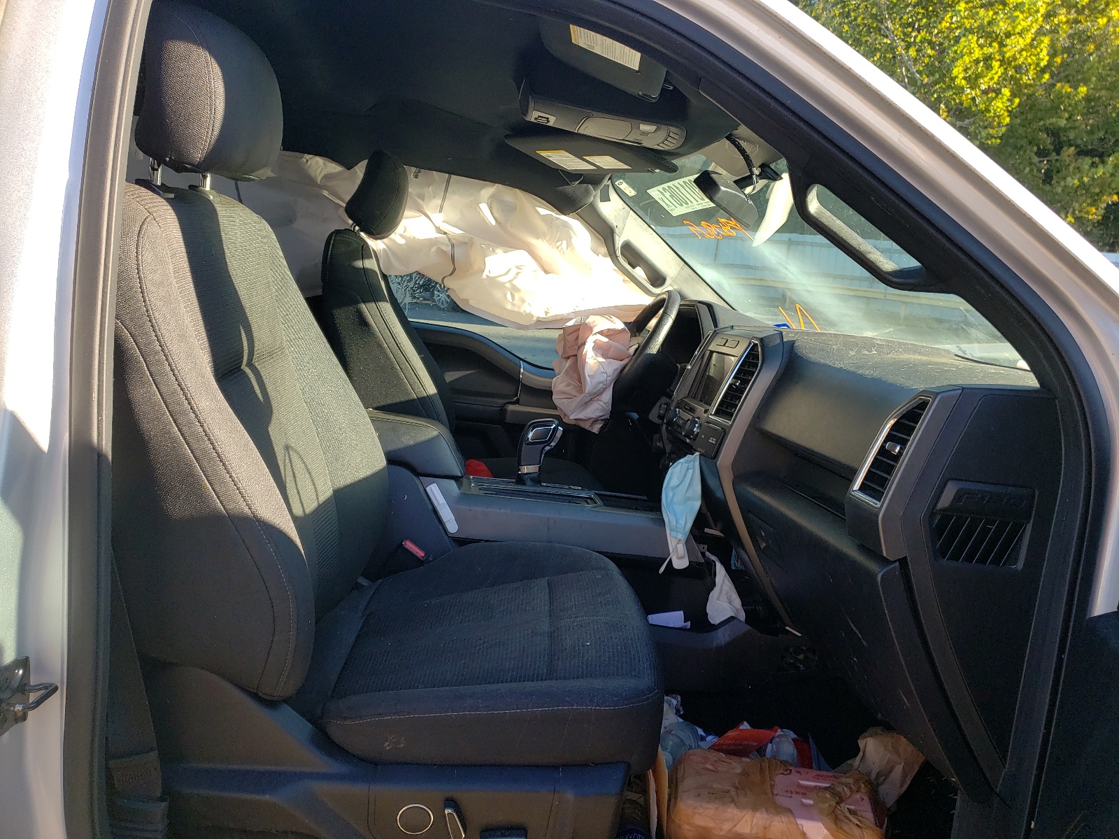 Photo 5 from auction – 2016 FORD F150 SUPER with VIN 1FTEW1EG8GKF80869