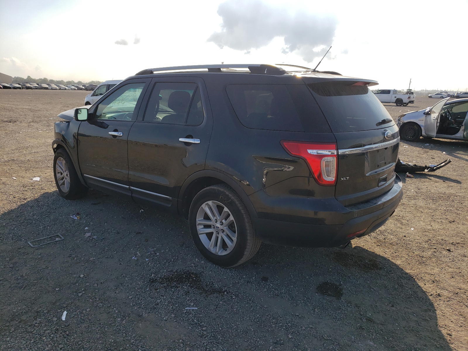 Photo 3 from auction – 2012 FORD EXPLORER X with VIN 1FMHK7D95CGA94334
