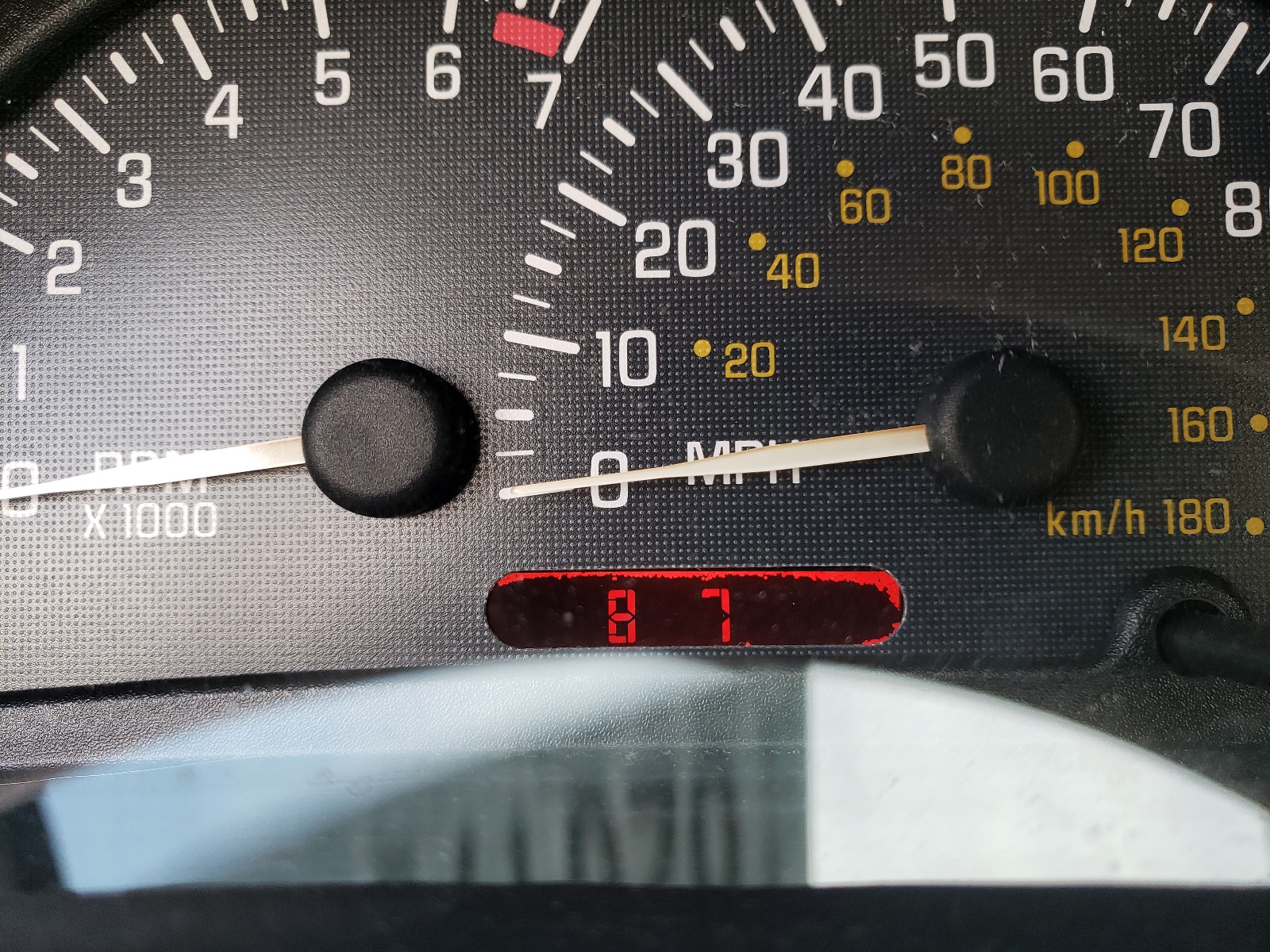 Photo 8 from auction – 2005 PONTIAC SUNFIRE with VIN 3G2JB12F25S221996
