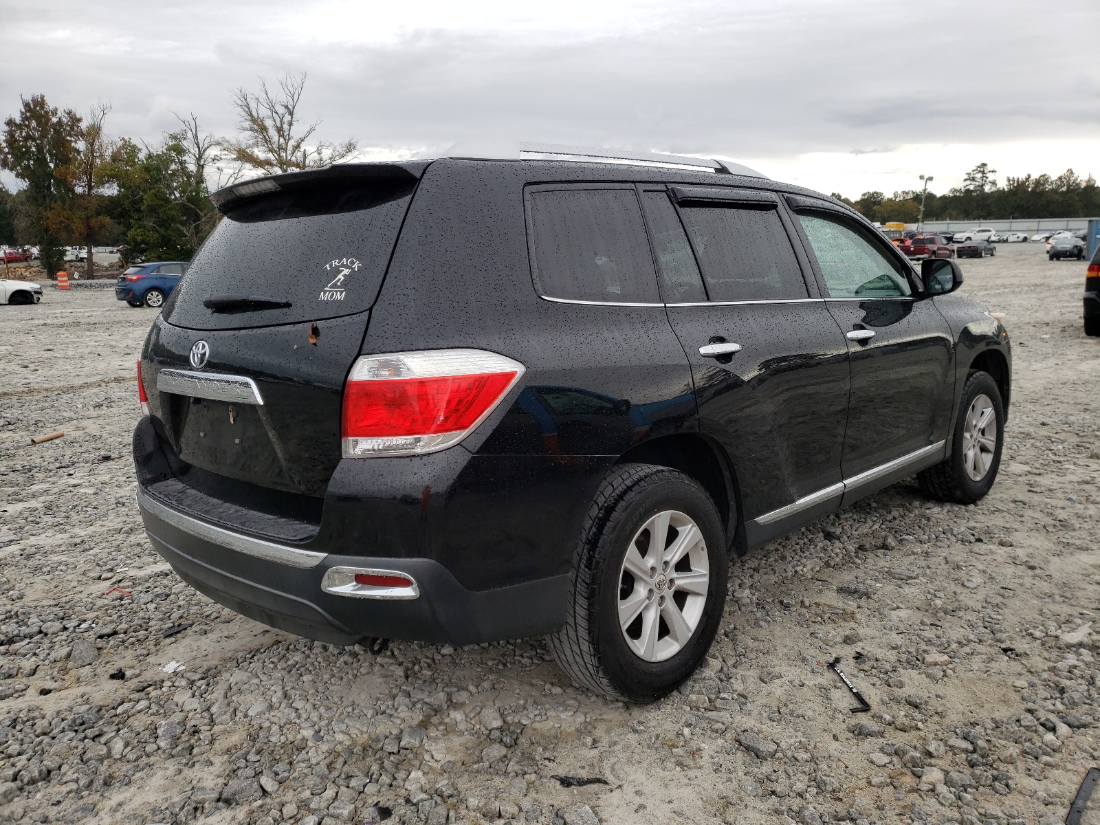 Photo 4 from auction – 2013 TOYOTA HIGHLANDER with VIN 5TDZK3EH1DS092742