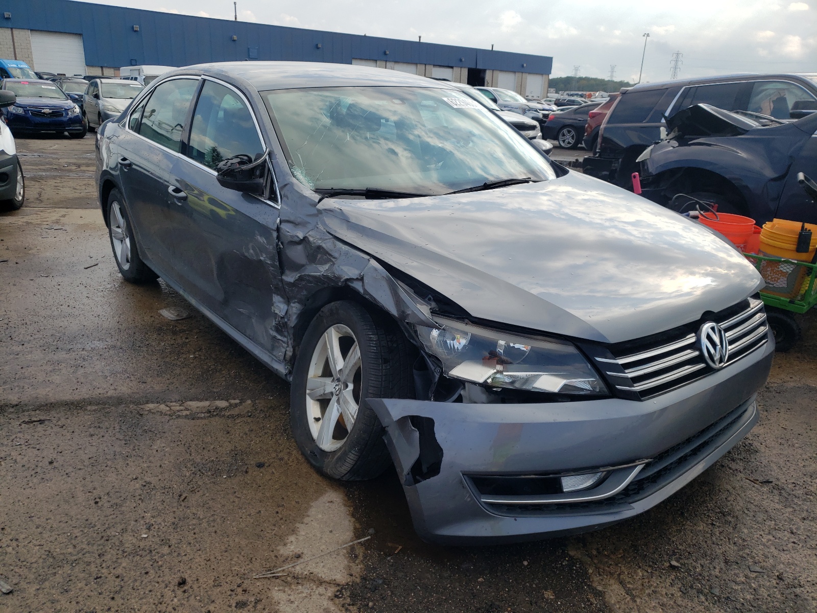 VOLKSWAGEN PASSAT S 2015 with VIN 1VWAT7A39FC078780 - Photo from auction