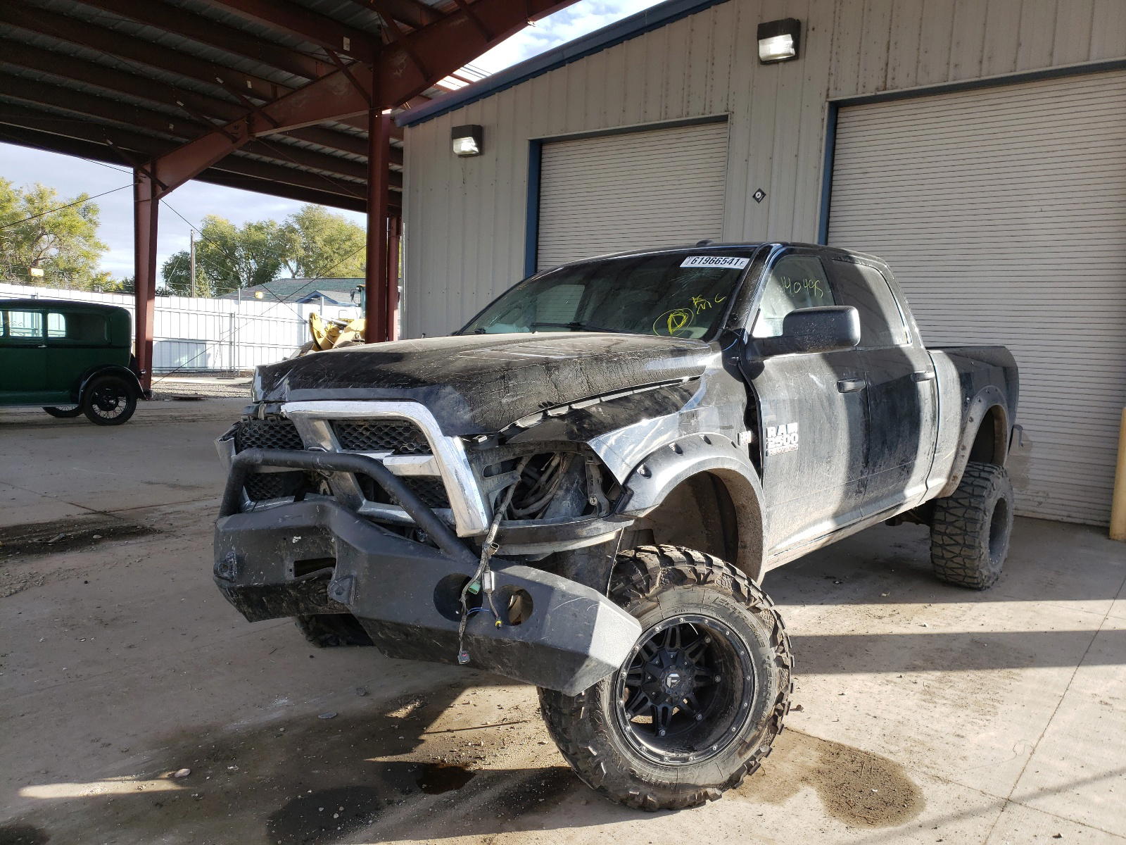 Photo 2 from auction – 2013 RAM 2500 SLT with VIN 3C6TR5DT7DG547392