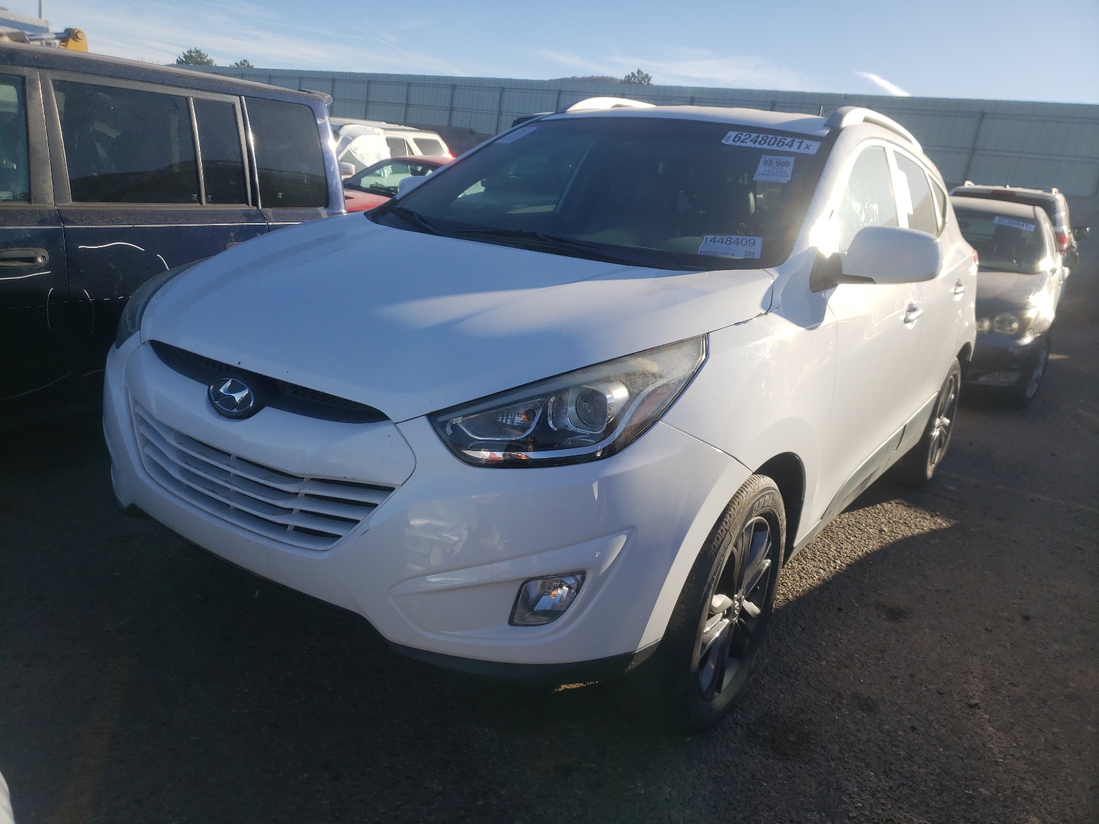 Photo 2 from auction – 2015 HYUNDAI TUCSON LIM with VIN KM8JUCAG7FU077452
