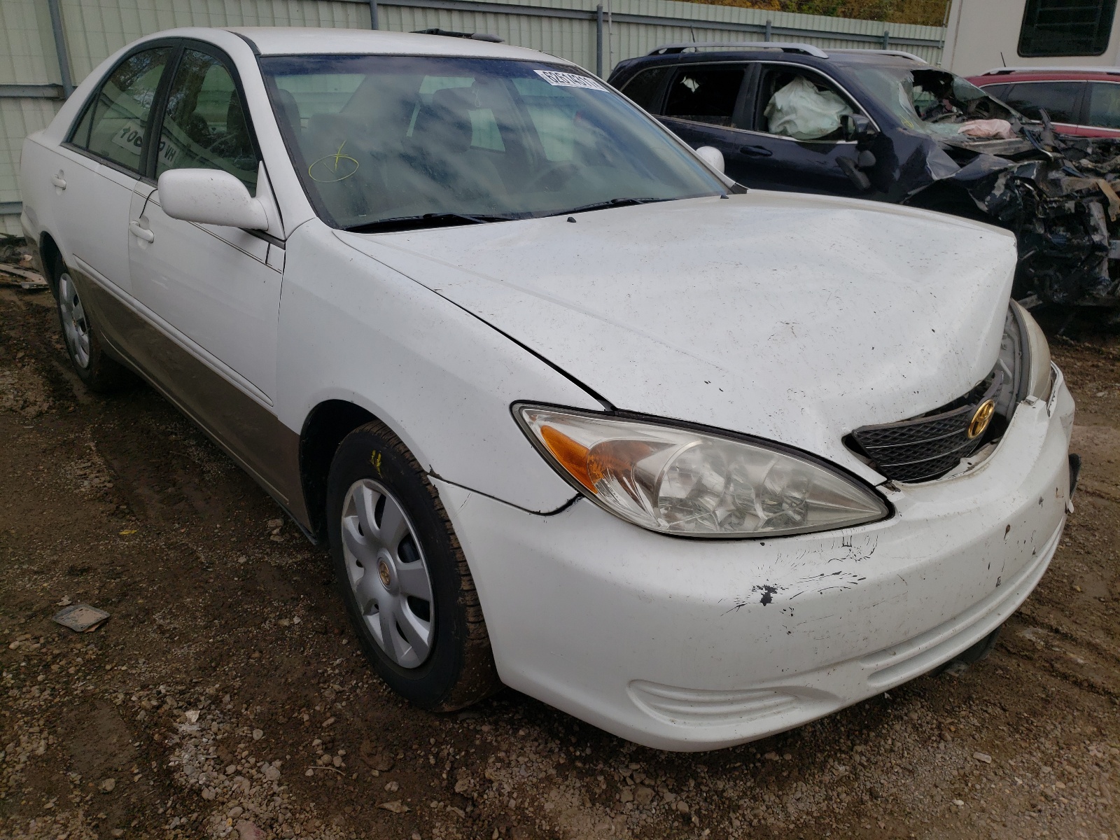 Photo 1 from auction – 2003 TOYOTA CAMRY LE with VIN 4T1BE32K33U184305