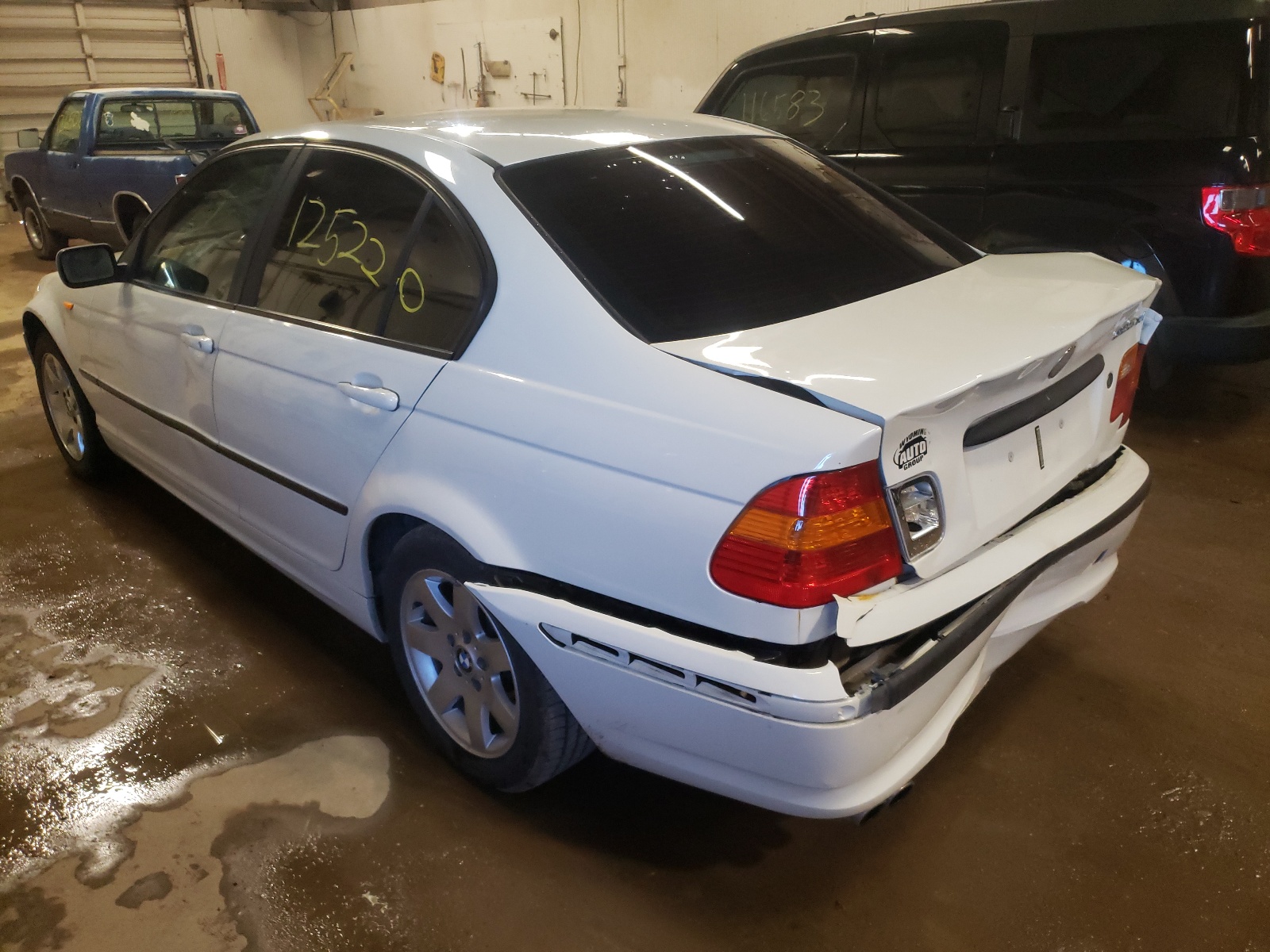 Foto 3 de la subasta – 2003 BMW 325 XI con VIN WBAEU33453PM55249