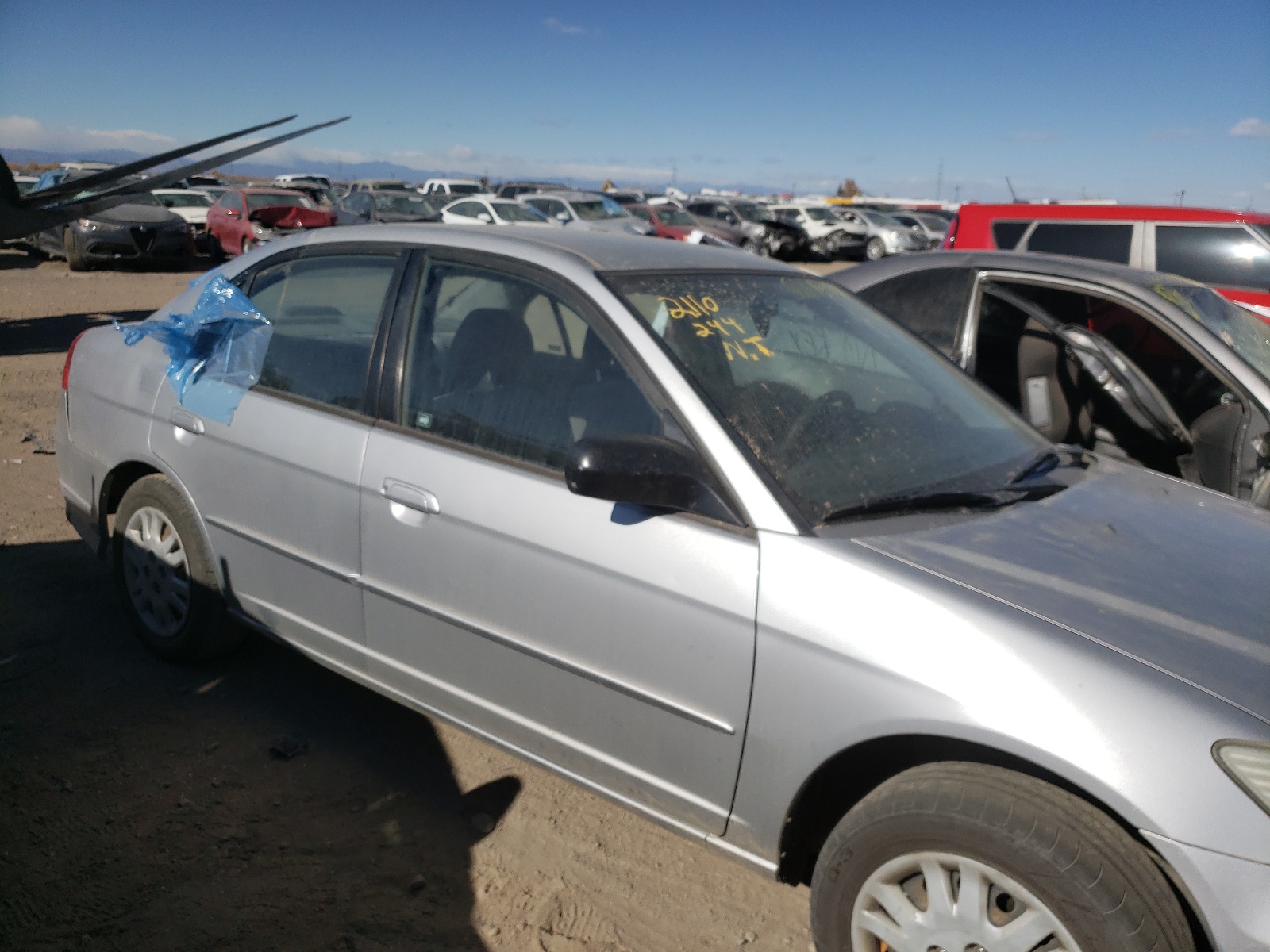 Photo 9 from auction – 2005 HONDA CIVIC LX with VIN JHMES15575S002753