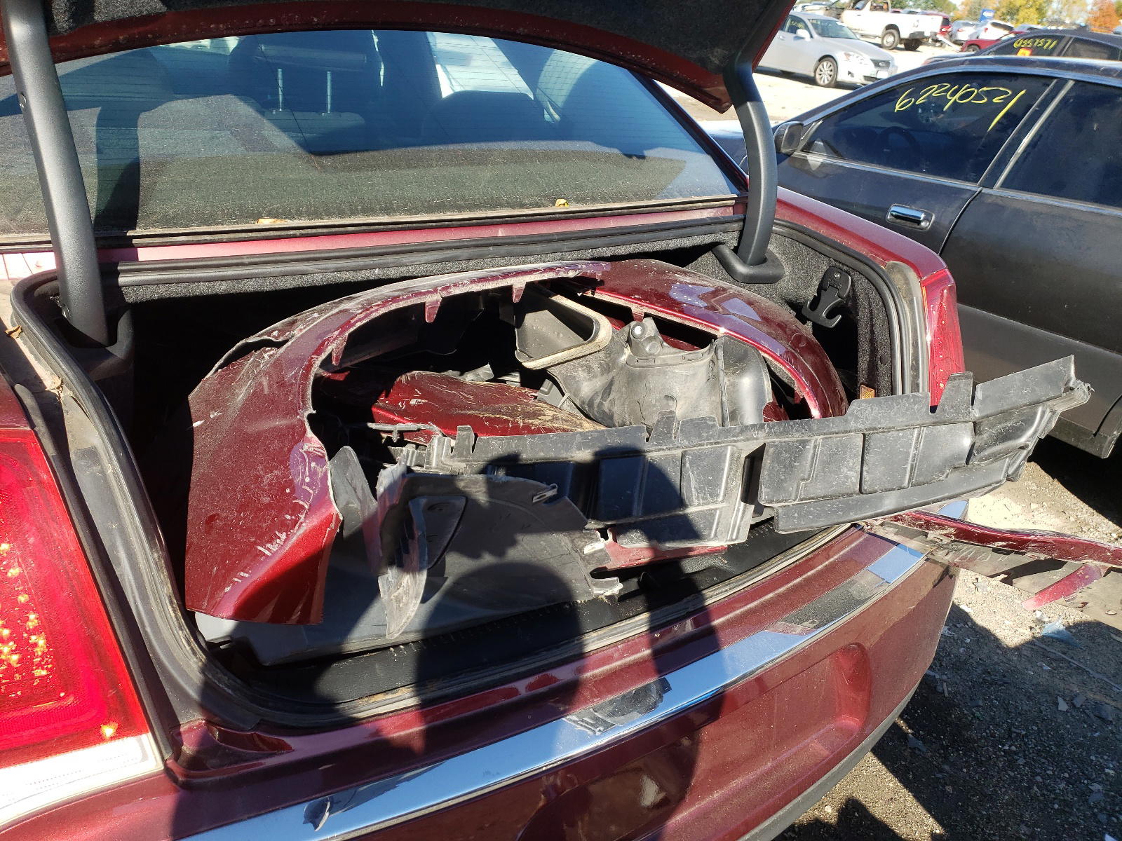 Photo 9 from auction – 2017 CHRYSLER 300 LIMITE with VIN 2C3CCAAG9HH582374