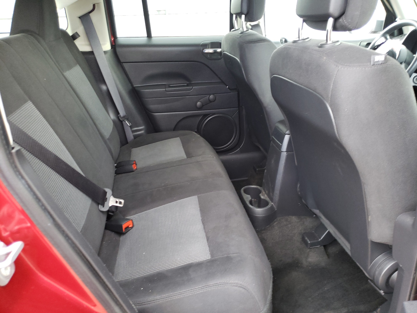 Photo 6 from auction – 2017 JEEP PATRIOT SP with VIN 1C4NJRBBXHD208543