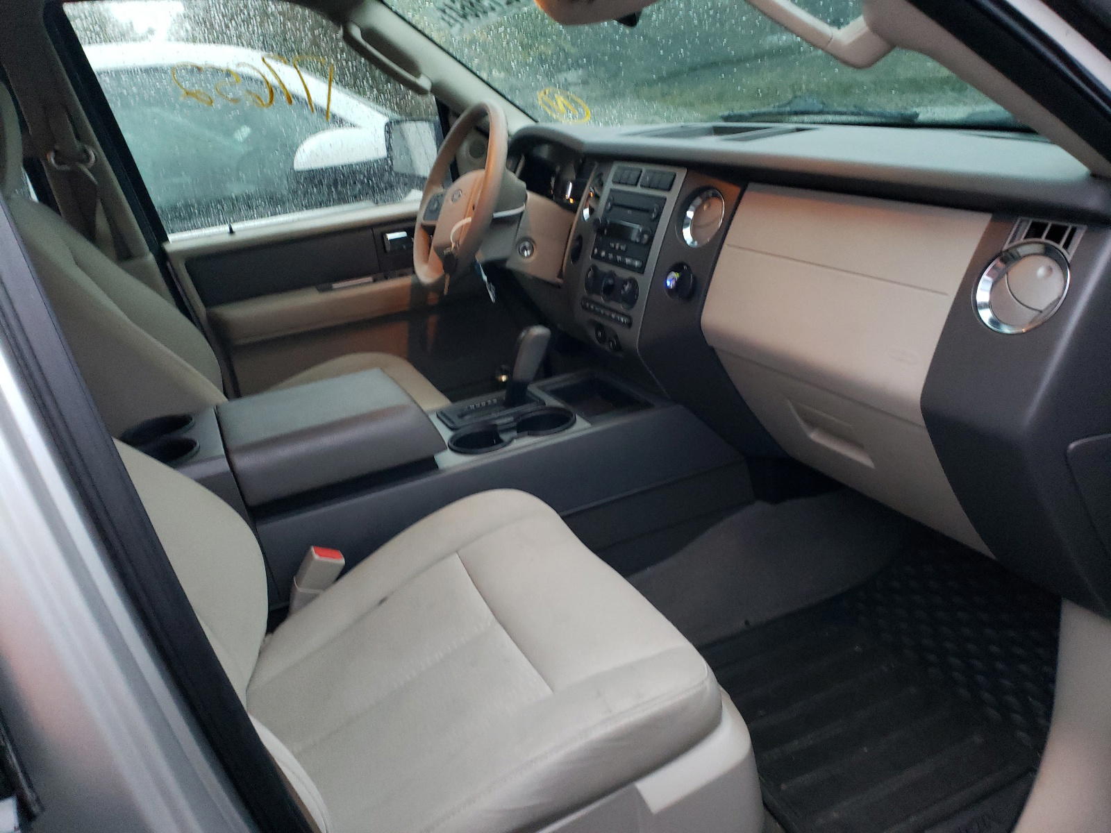 Photo 5 from auction – 2007 FORD EXPEDITION with VIN 1FMFU16557LA19929