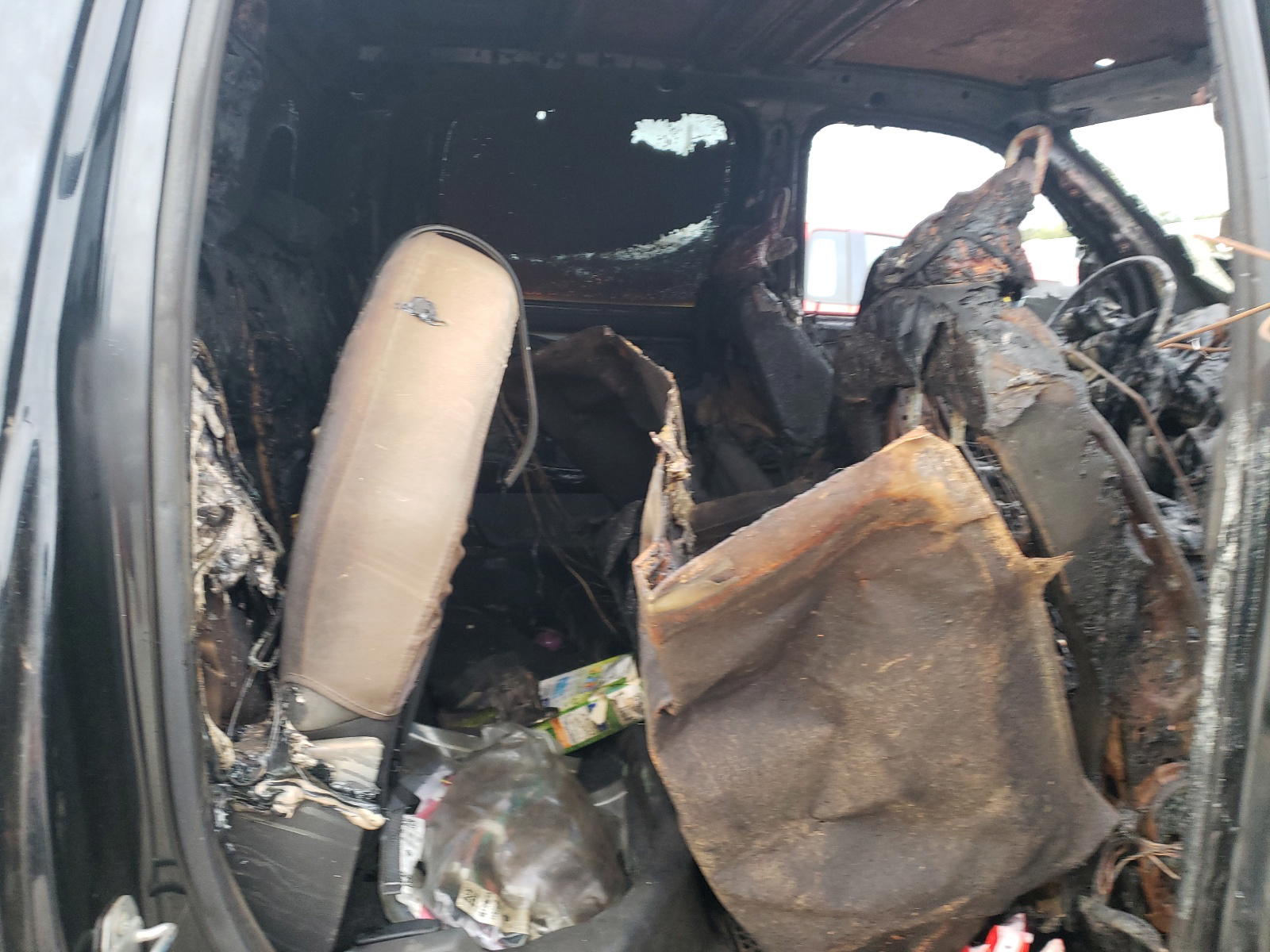 Photo 6 from auction – 2019 RAM 3500 with VIN 3C7WRTCL4KG620617
