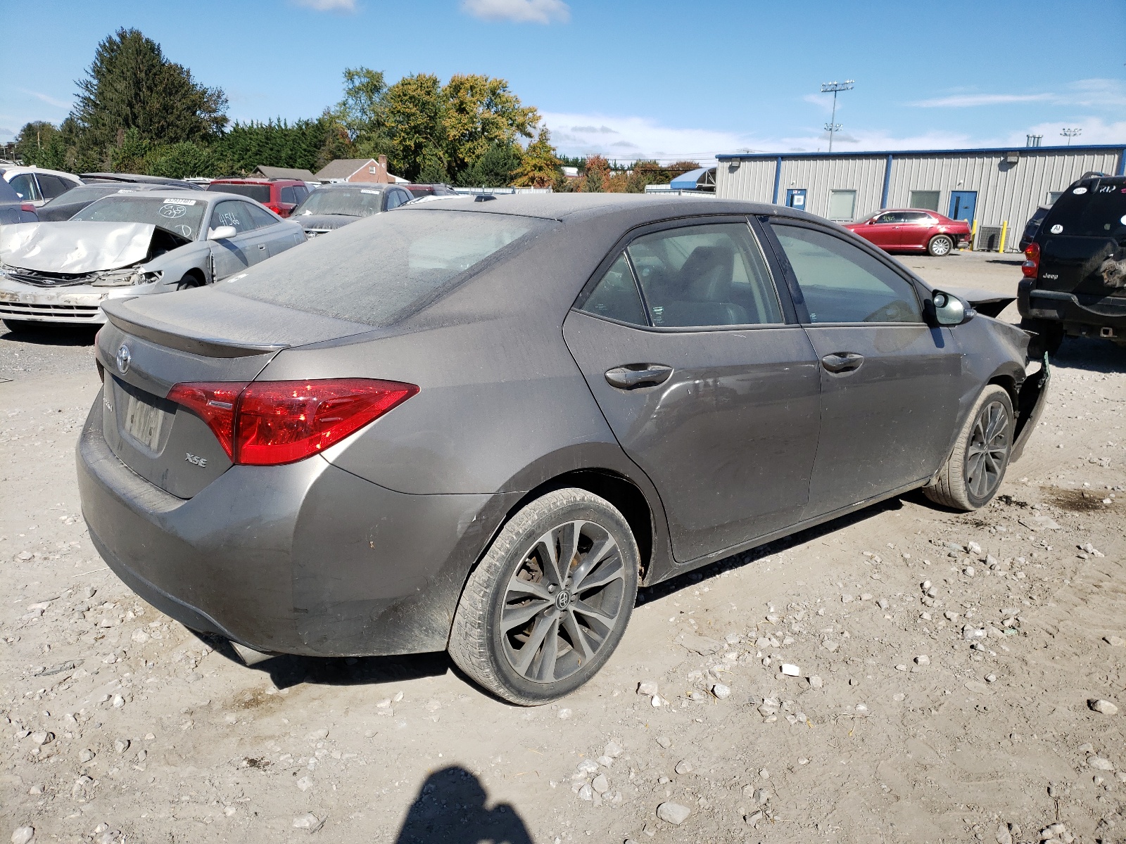 Photo 4 from auction – 2017 TOYOTA COROLLA L with VIN 2T1BURHE1HC915555