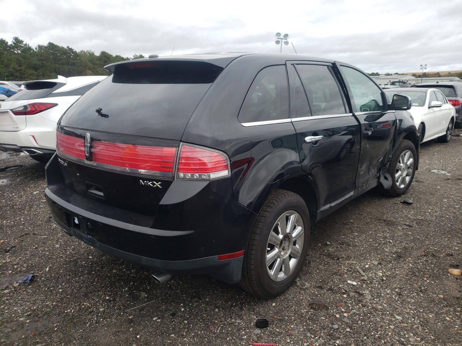 Photo 4 from auction – 2009 LINCOLN MKX with VIN 2LMDU68C39BJ10656