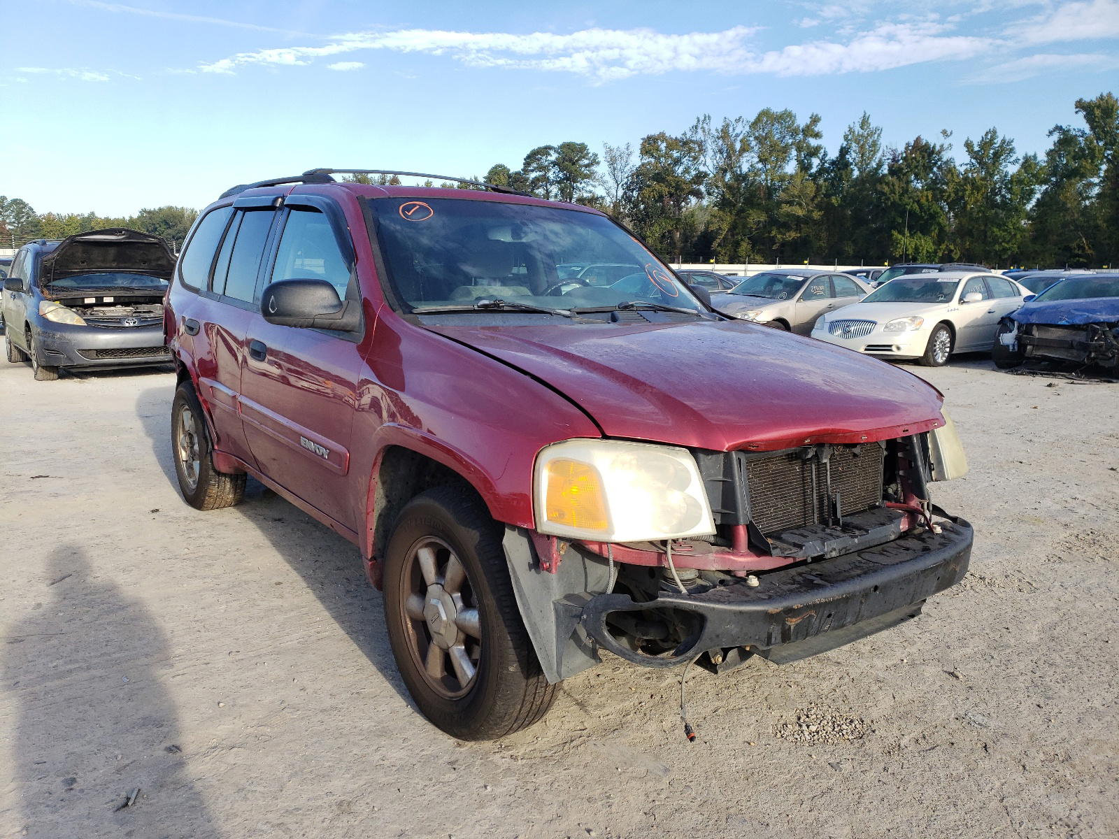 GMC ENVOY 2002 with VIN 1GKDT13S822476763 - Photo from auction