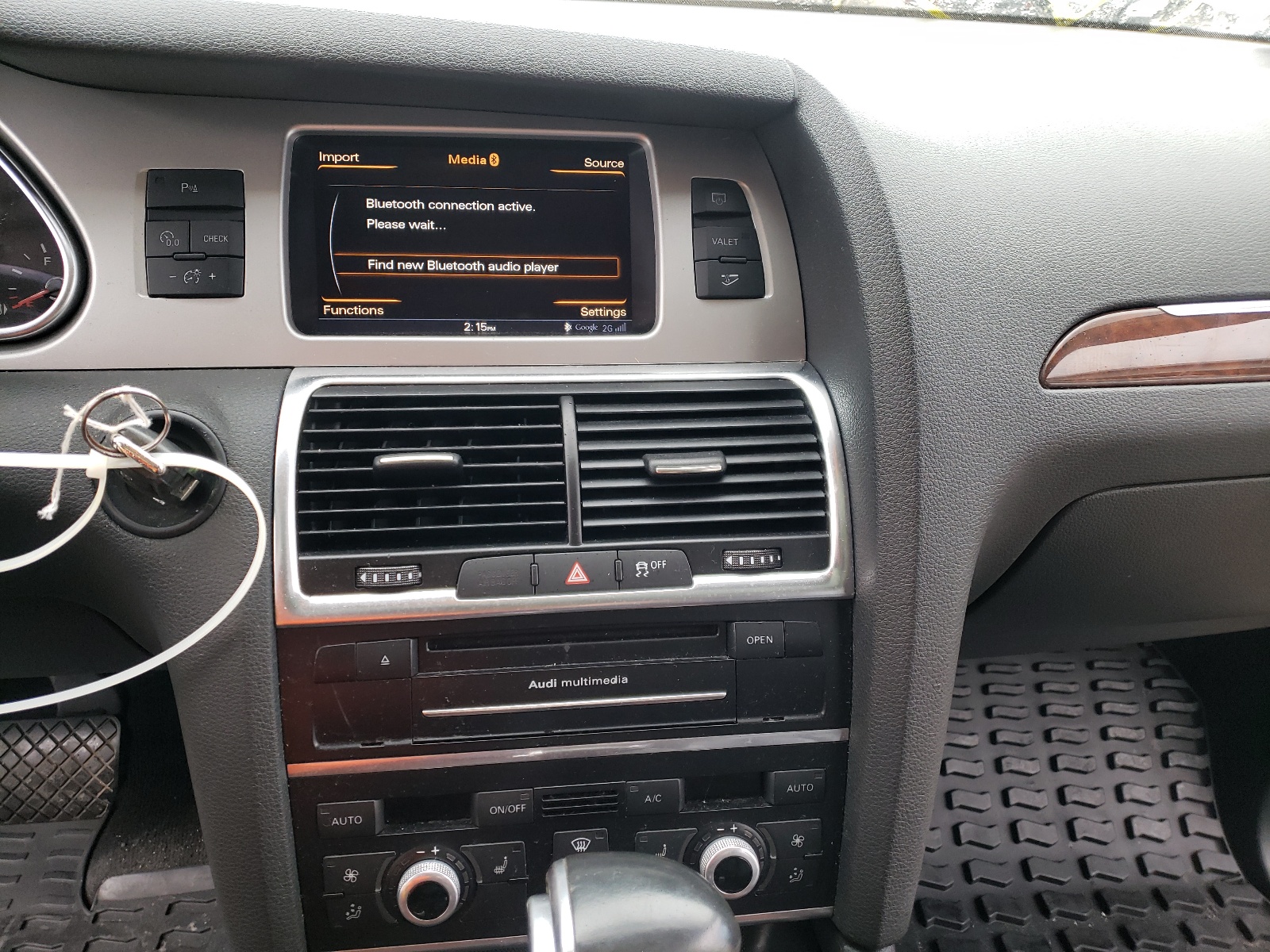 Фото 9 с аукциона – 2013 AUDI Q7 PREMIUM с VIN WA1LGAFE2DD008563