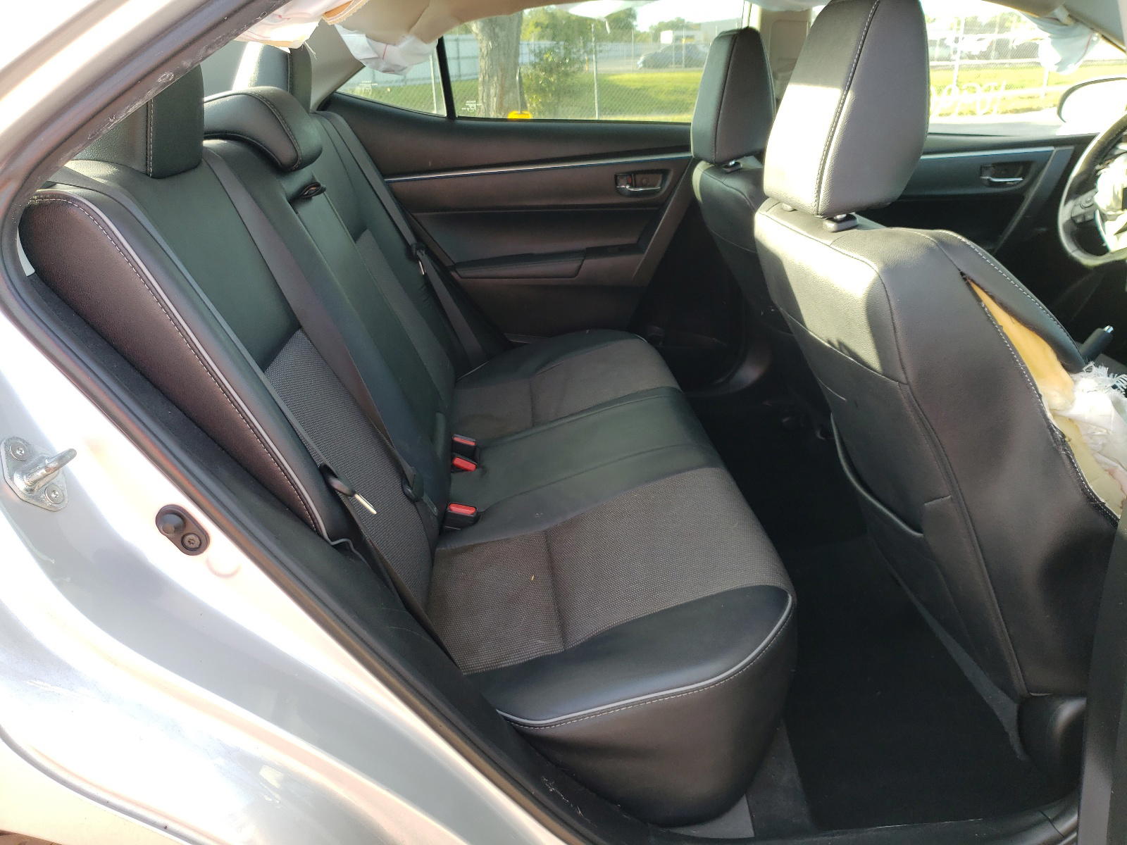 Photo 6 from auction – 2016 TOYOTA COROLLA L with VIN 5YFBURHE7GP463898