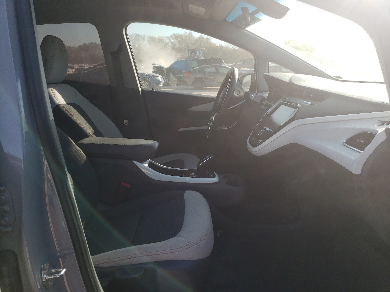 Photo 5 from auction – 2019 CHEVROLET BOLT EV LT with VIN 1G1FY6S09K4101089