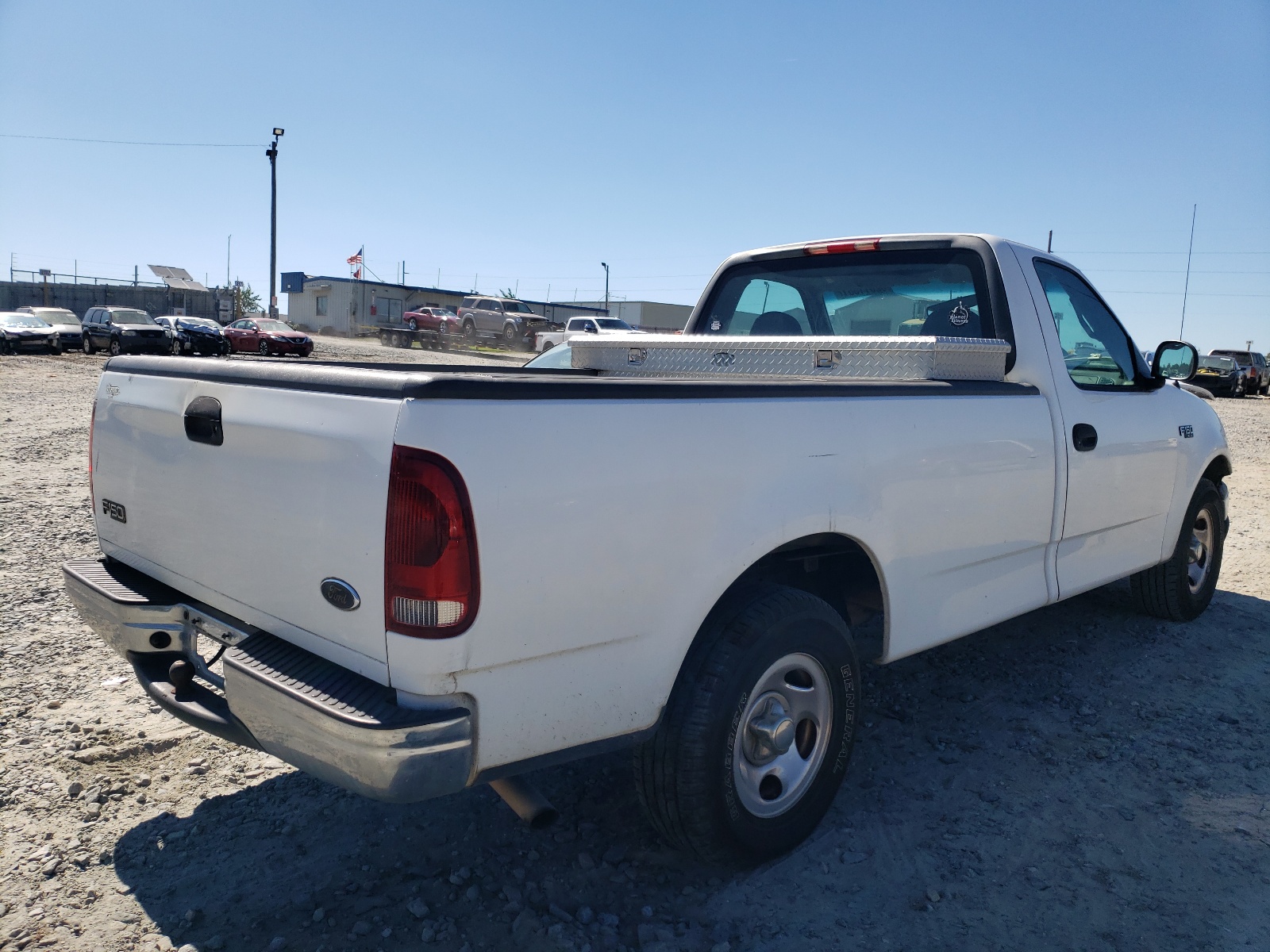 Photo 4 from auction – 2001 FORD F150 with VIN 1FTZF17241NA84377