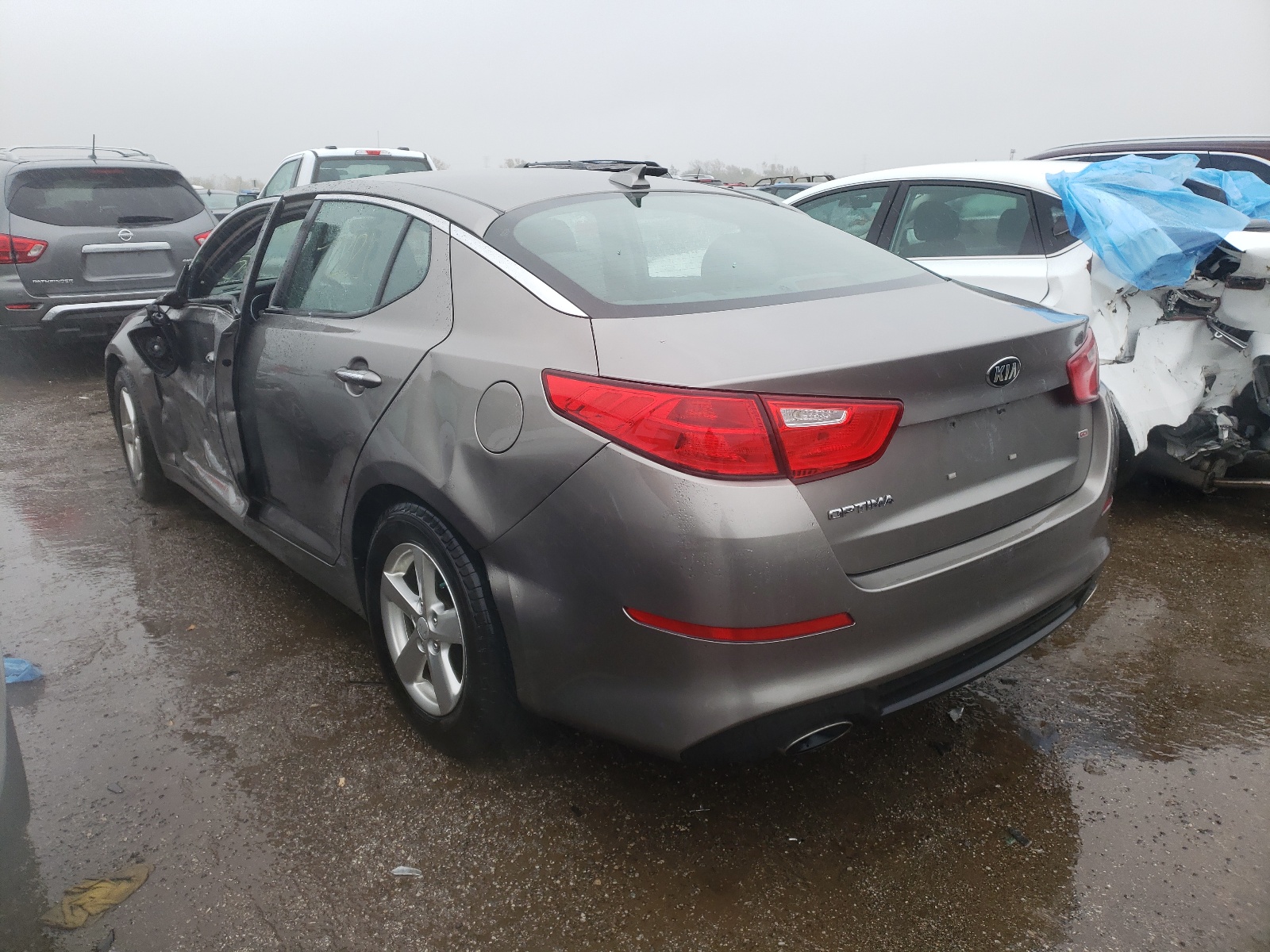 Photo 3 from auction – 2015 KIA OPTIMA LX with VIN 5XXGM4A7XFG517867