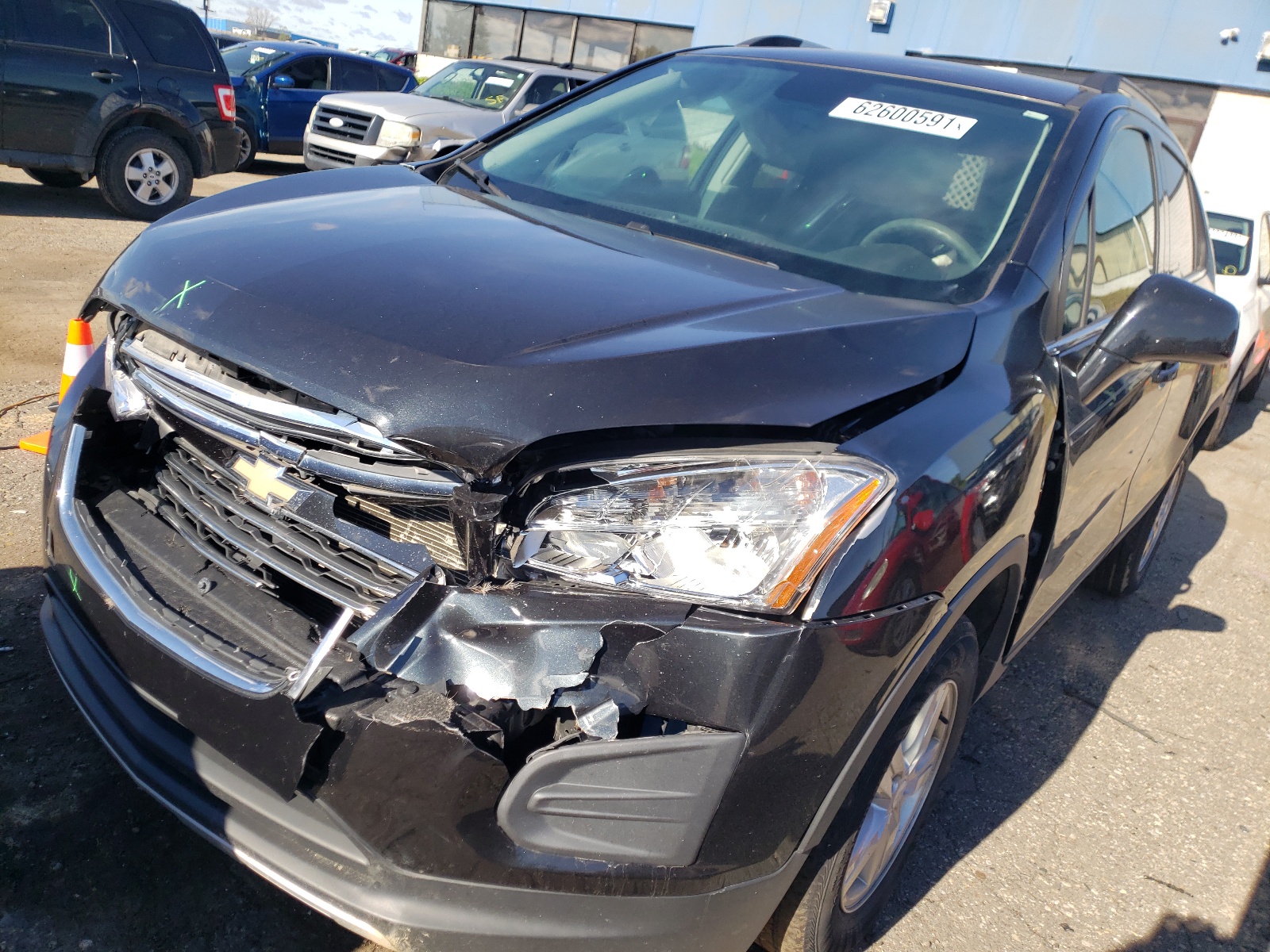 Photo 2 from auction – 2016 CHEVROLET TRAX 1LT with VIN KL7CJPSB3GB732362