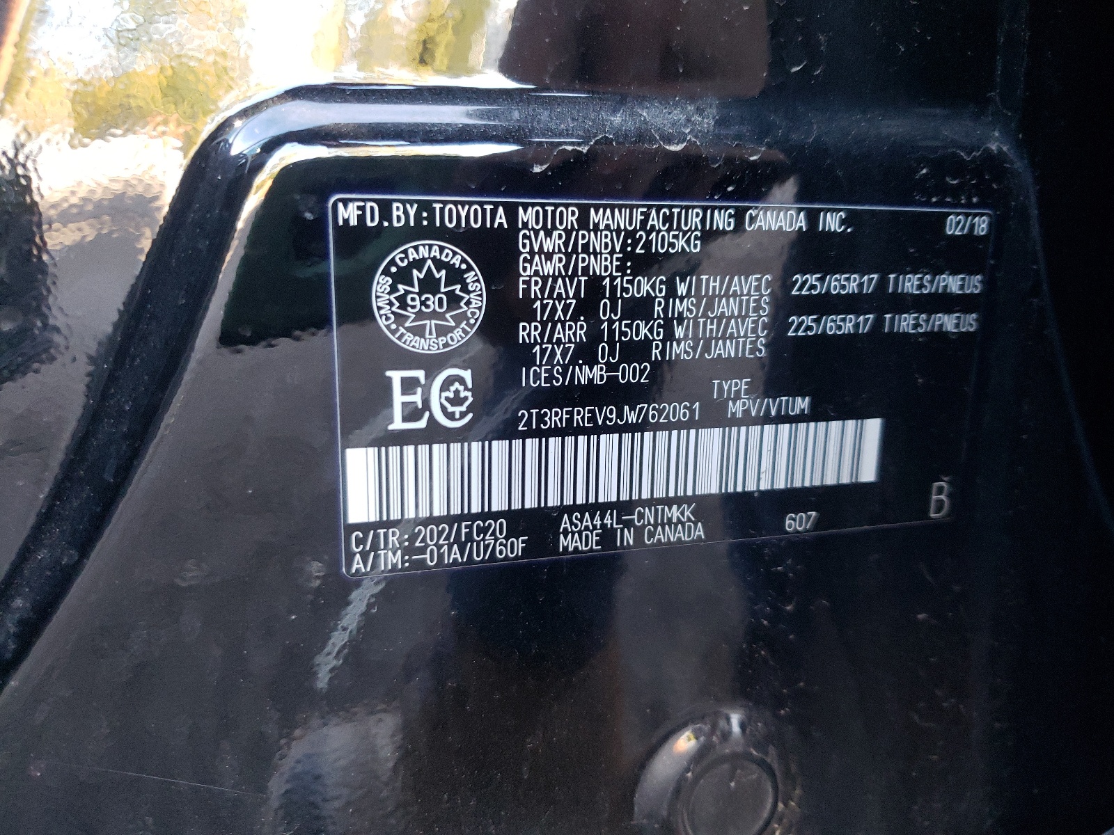 Photo 10 from auction – 2018 TOYOTA RAV4 ADVEN with VIN 2T3RFREV9JW762061
